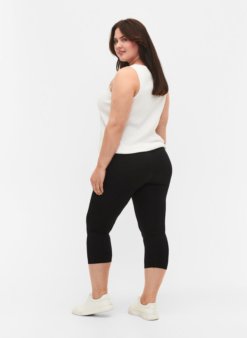 Seamless 3/4 Leggings, Schwarz, Model image number 2