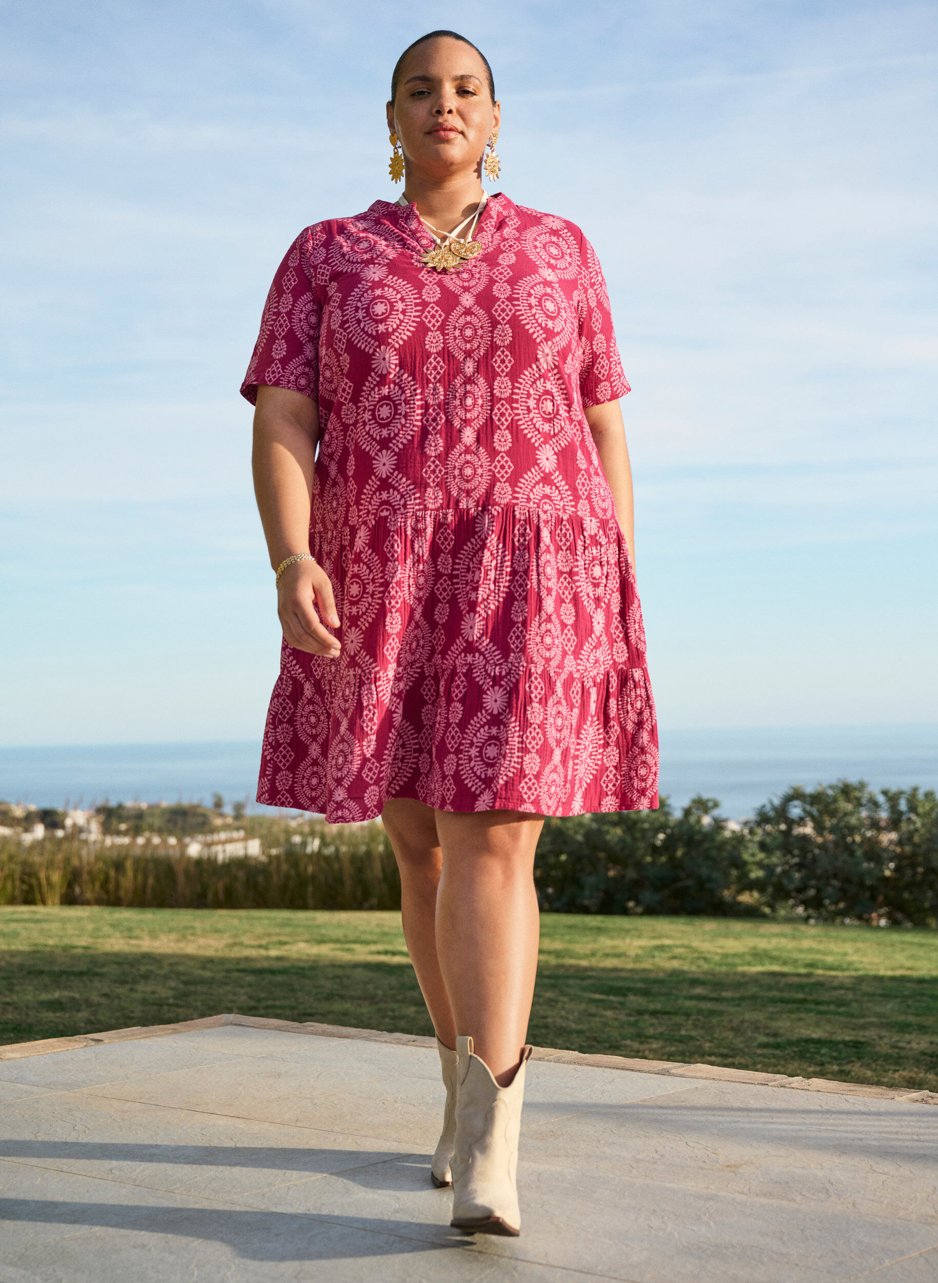 Zizzi Robe courte en mousseline de coton avec motif, 9992, Image image number 0