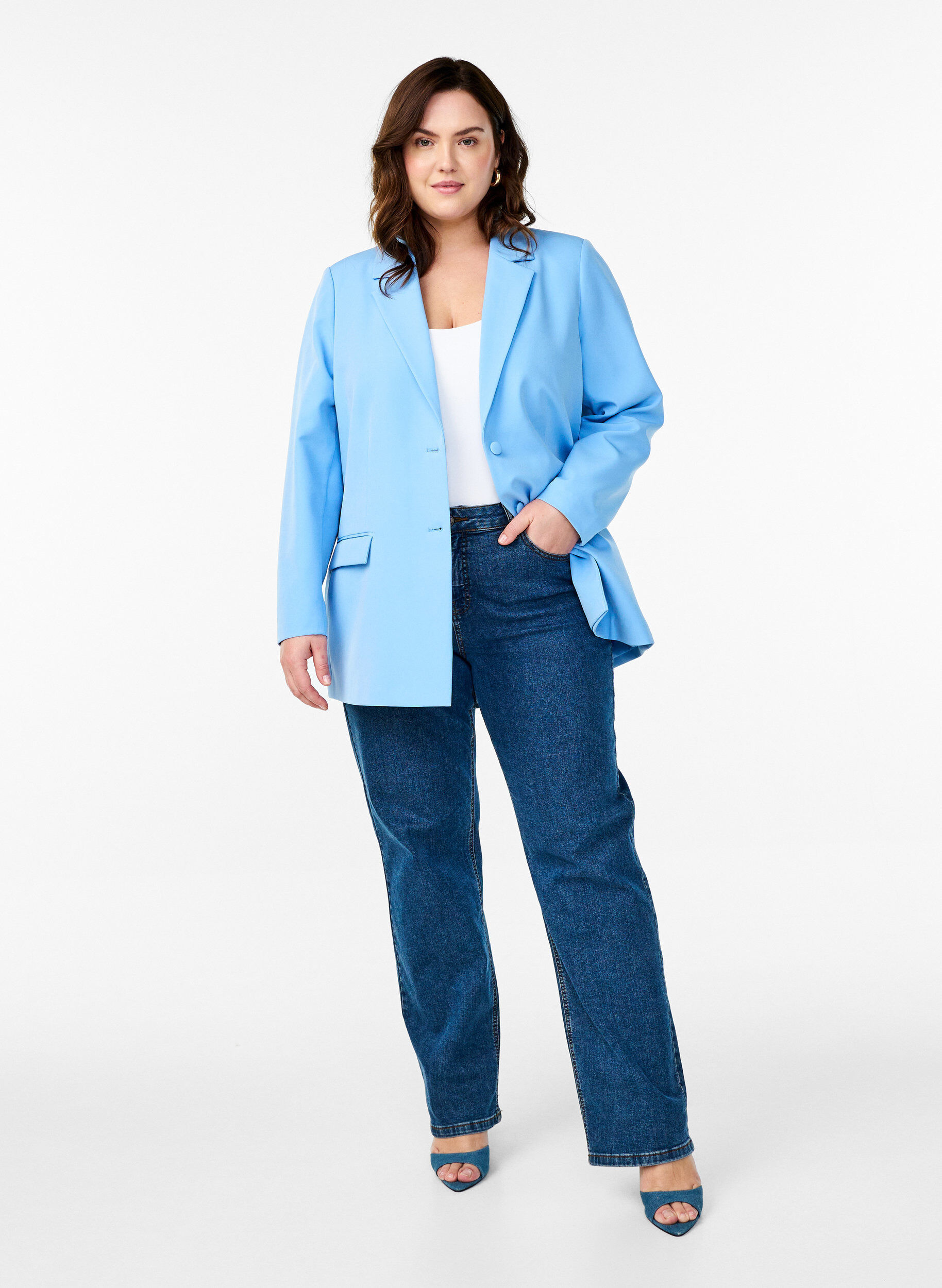 Zizzi Klassischer Blazer mit Knopfverschluss, Blau, Model image number 1