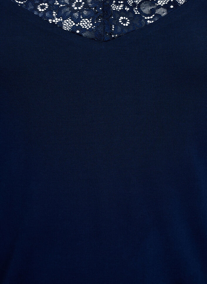 Top en viscose avec bordure en dentelle, Bleu, Packshot image number 2