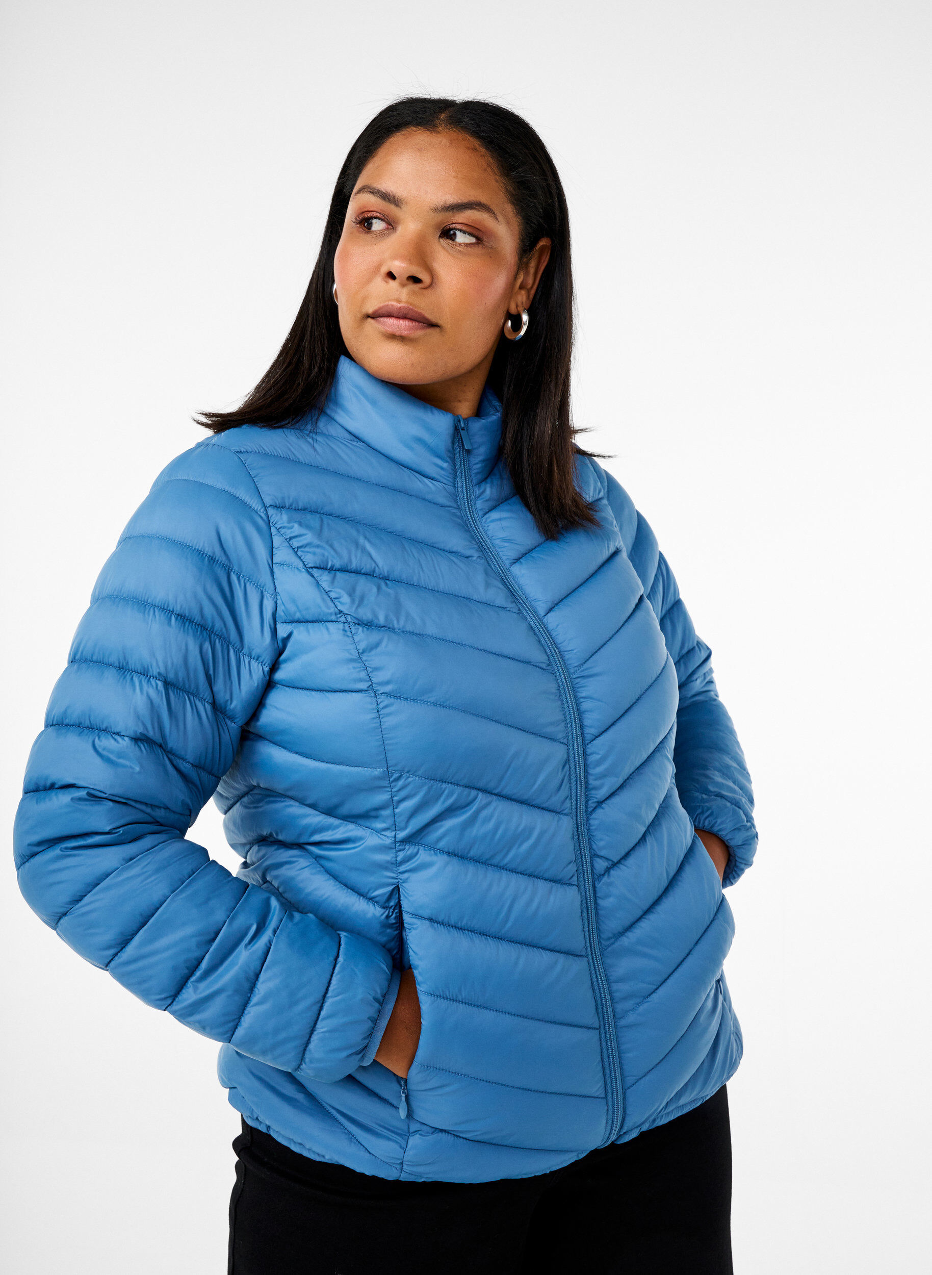 Zizzi Leichte Jacke mit Taschen, Blau, Model image number 0
