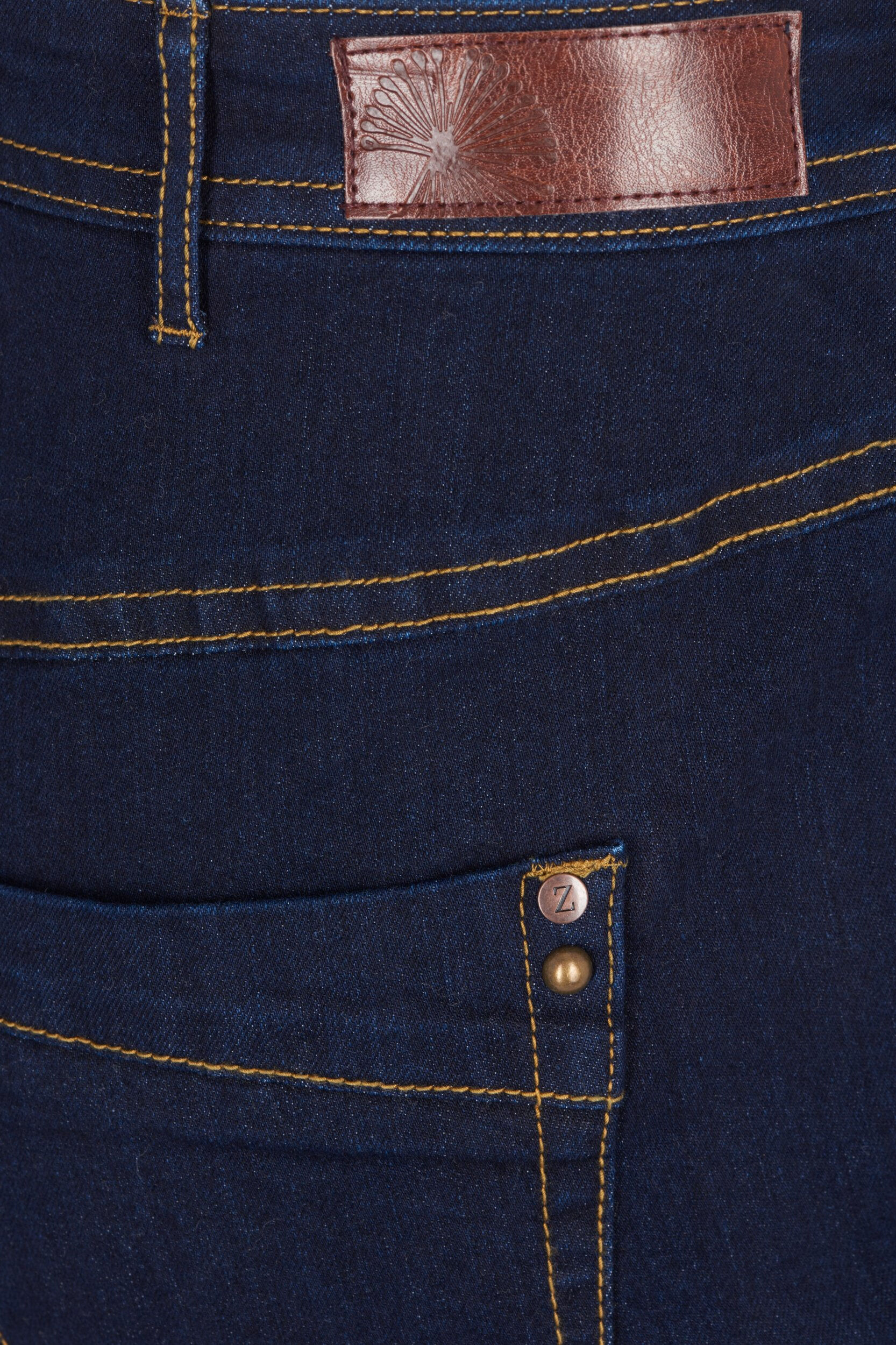 Zizzi Slim Fit Vilma Jeans mit hoher Taille, Blau, Packshot image number 3