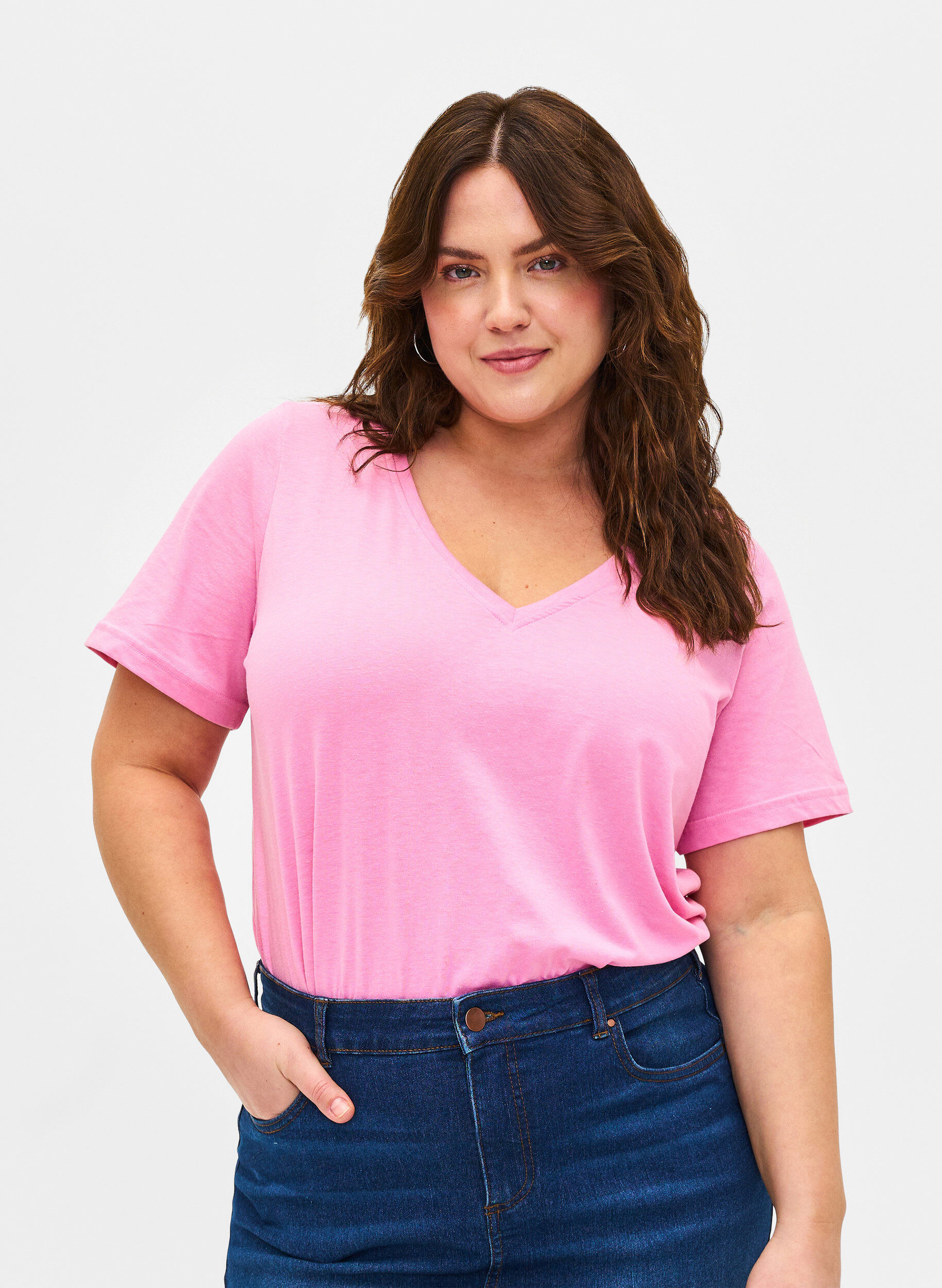 Zizzi FLASH - T-Shirt mit V-Ausschnitt, Begonia Pink, Model image number 0