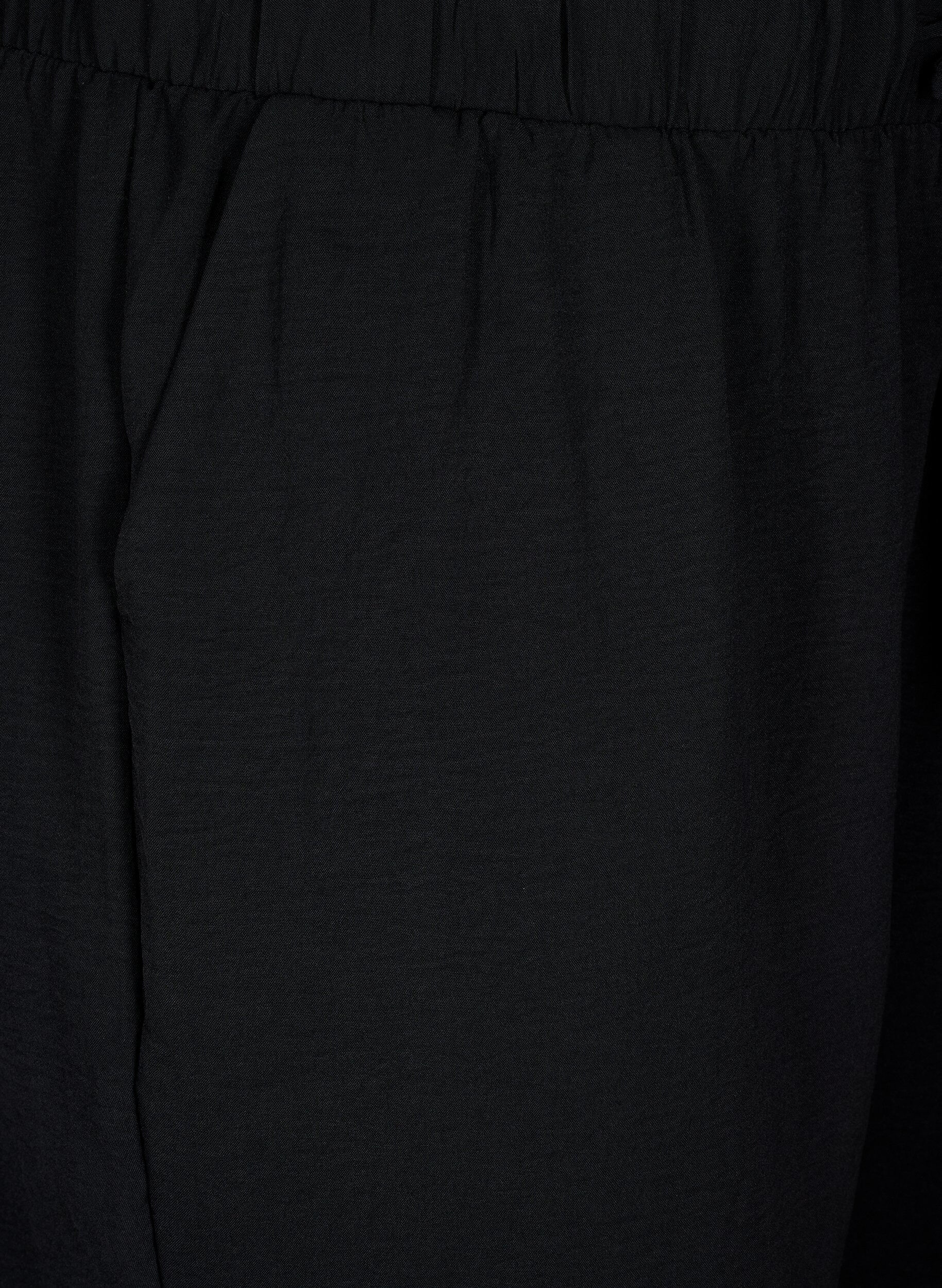 ZizziKurze Hose mit Taschen und elastischem Bund, Schwarz, Packshot image number 2
