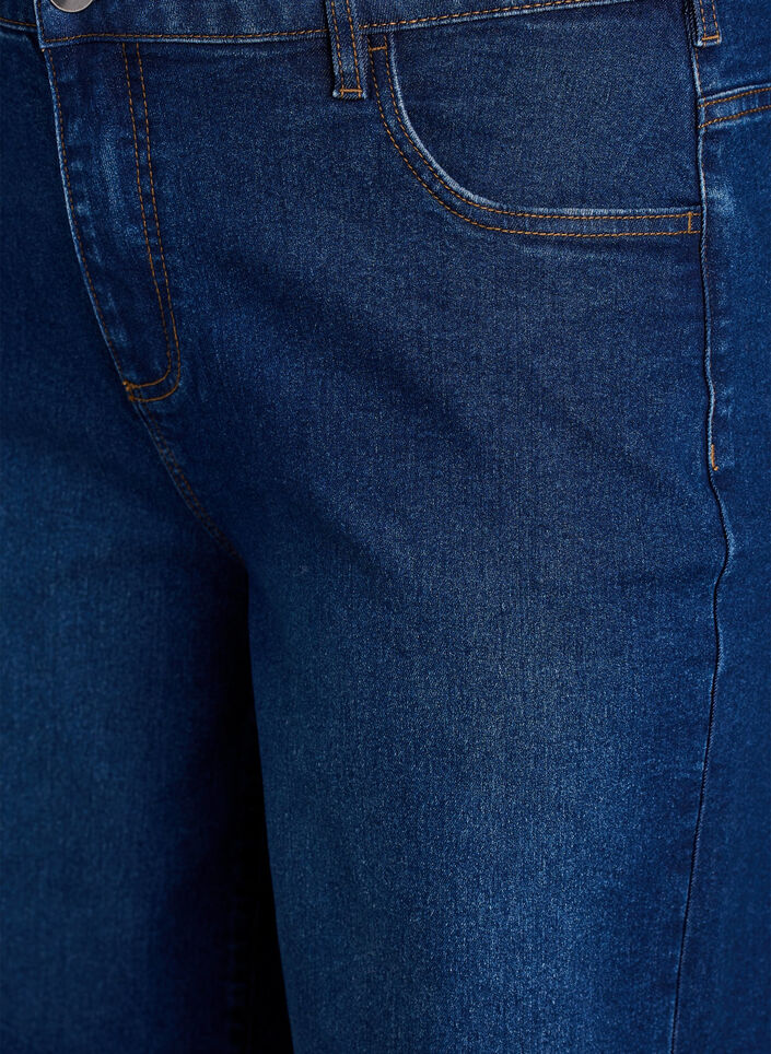 FLASH - Locker sitzende Jeansshorts mit hoher Taille, Blau, Packshot image number 2