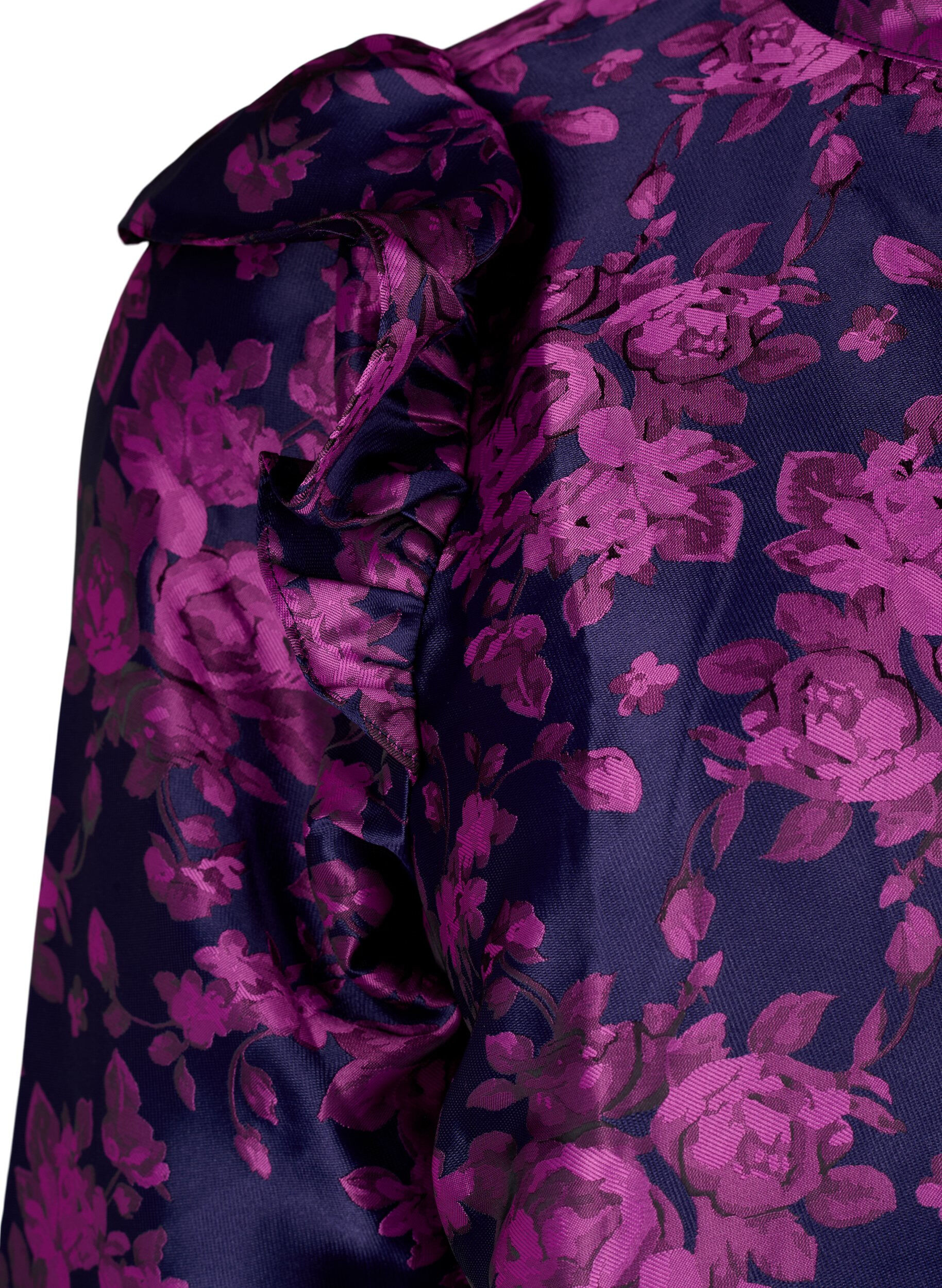 Zizzi Chemisier jacquard floral avec des volants, Dark Blue Pink, Packshot image number 3