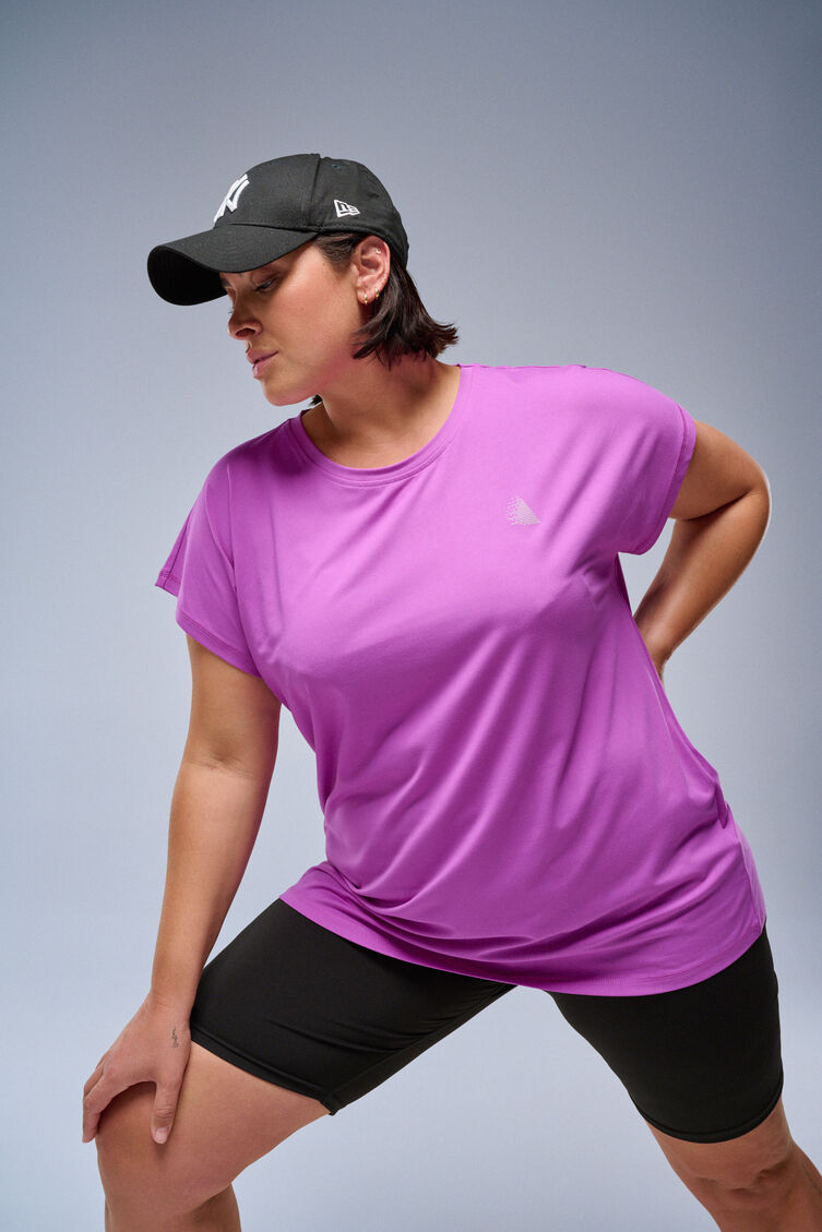 Lila Sport-T-Shirt, , Model