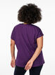 Einfarbiges Trainings-T-Shirt, Lila, Model image number 2