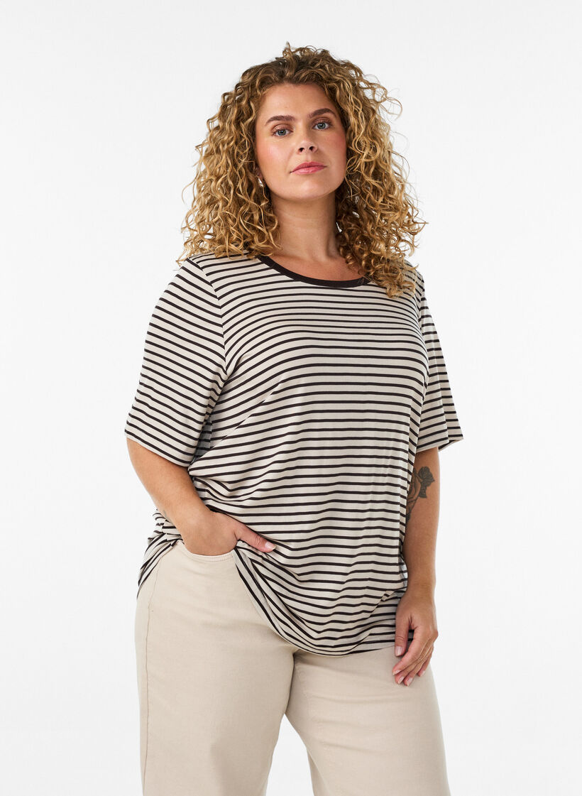 T-shirt en TENCEL&trade; Lyocell &agrave; rayures, Marron, Model image number 0