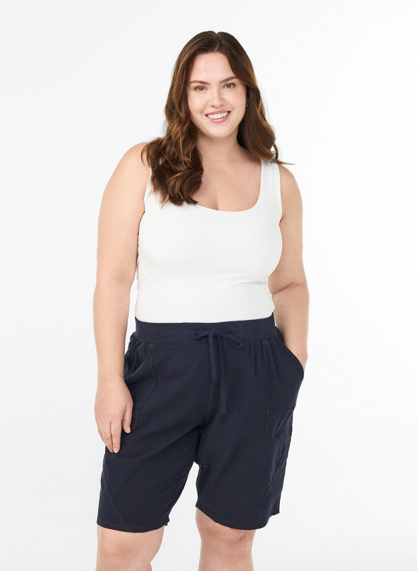 Short en coton ample avec poches, Bleu, Model image number 0