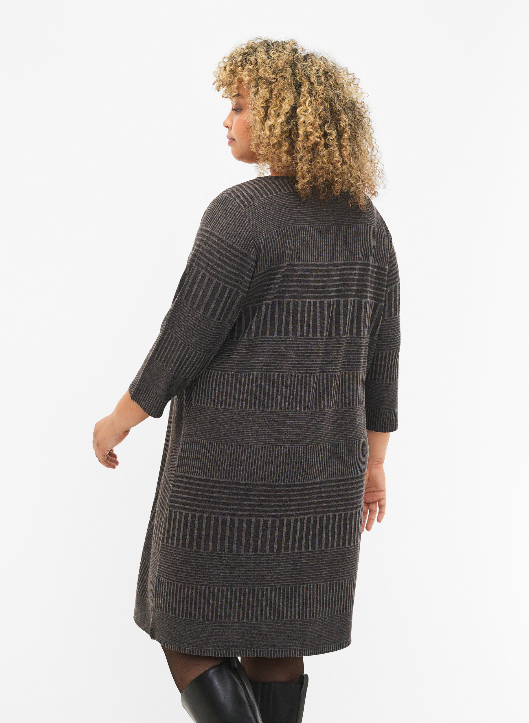 Zizzi Kleid mit 3/4-&Auml;rmeln und Streifenmuster, Dark Grey M&eacute;lange, Model image number 1