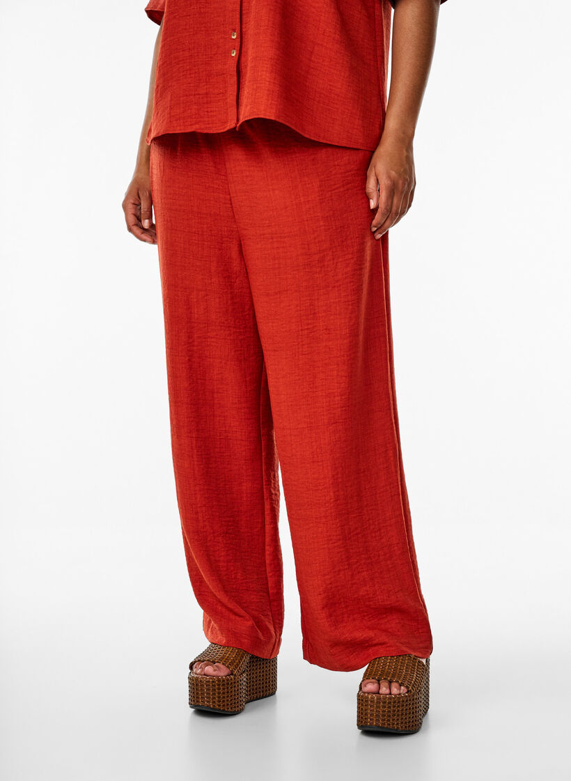 Pantalon ample avec ceinture élastique et poches, Rouge, Model image number 2
