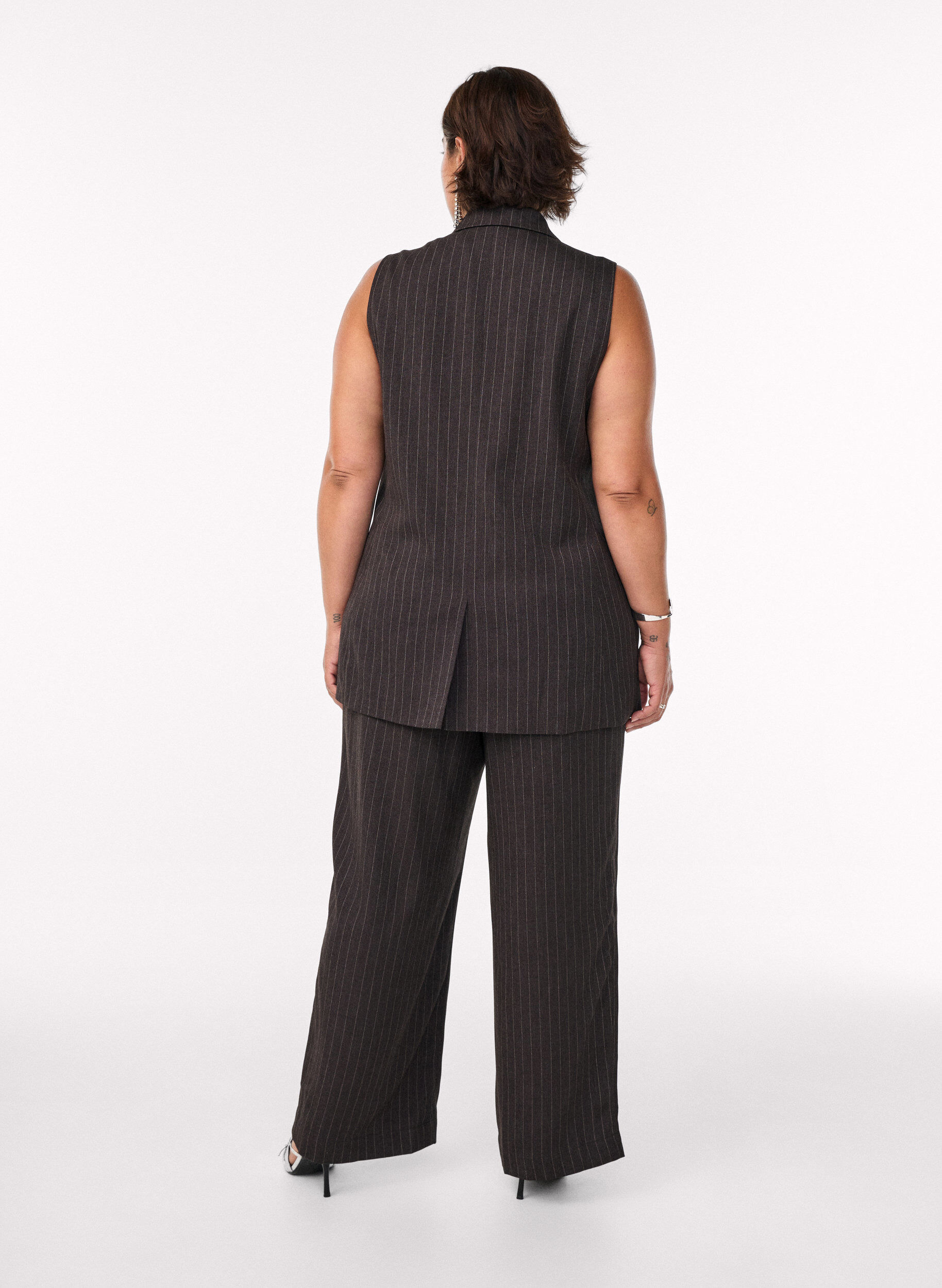 Zizzi Pantalon large taille haute, Marron, Model image number 1