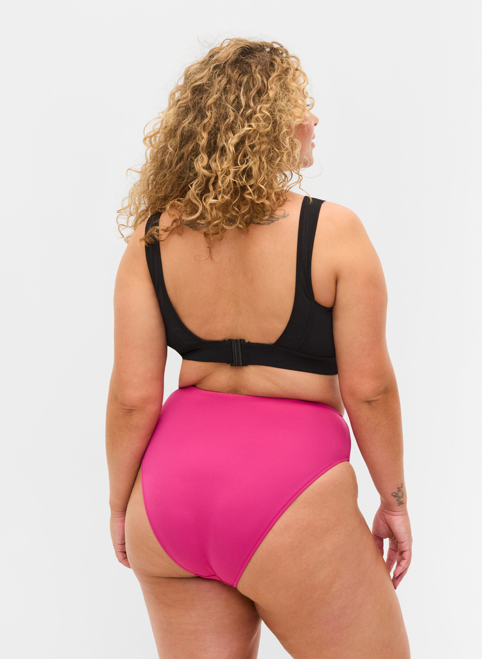 Zizzi Culotte de bikini ta&iuml; taille haute, Rose, Model image number 1