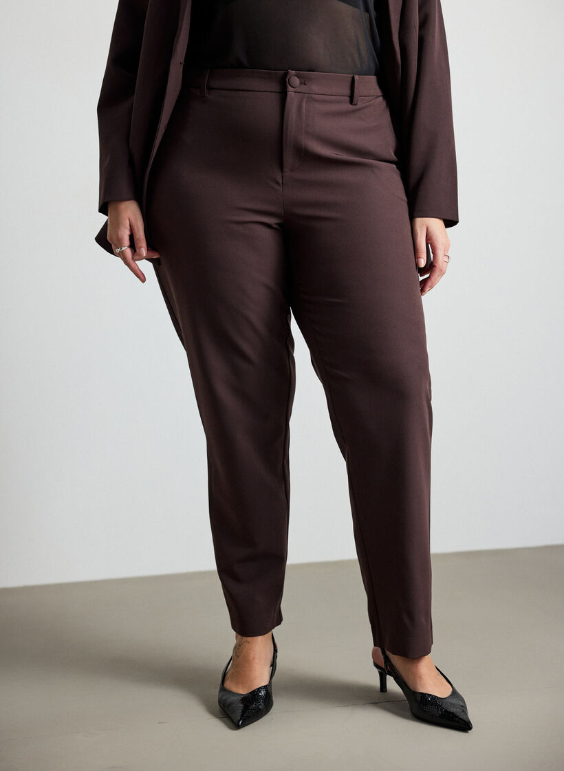 Hose mit Taschen und geradem Bein, Braun, Model image number 2