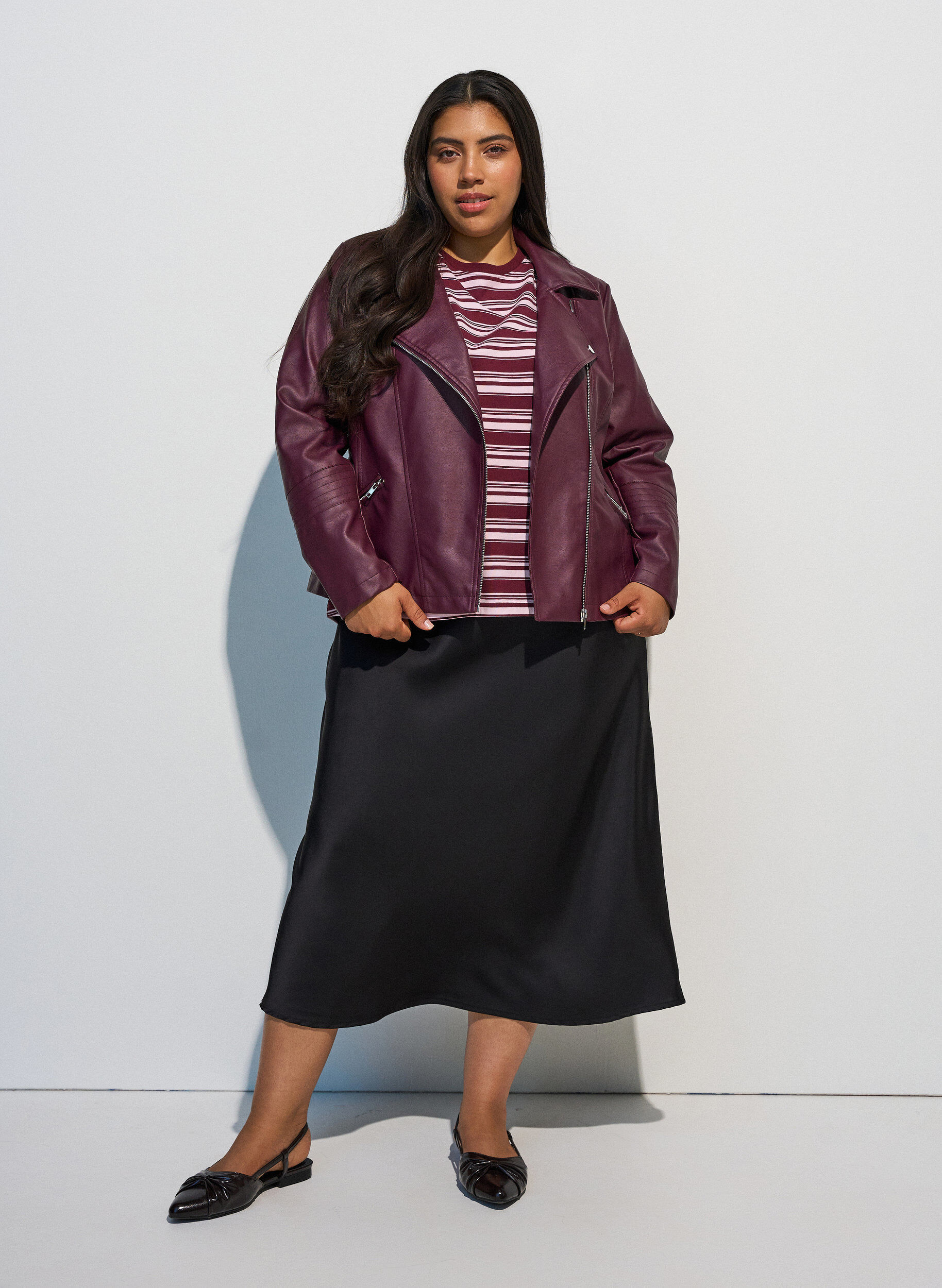 ZizziJupe midi en satin, Noir, Model image number 1