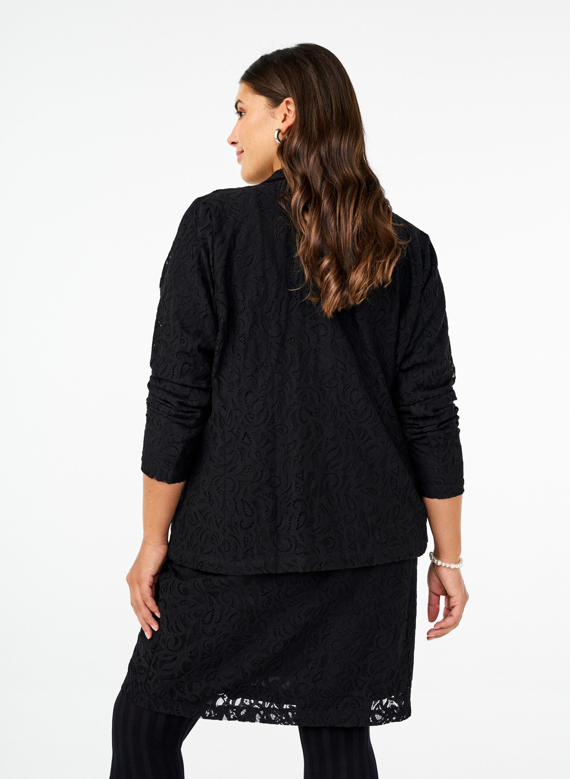 Zizzi Spitzenblazer mit Taschen, Black, Model image number 1