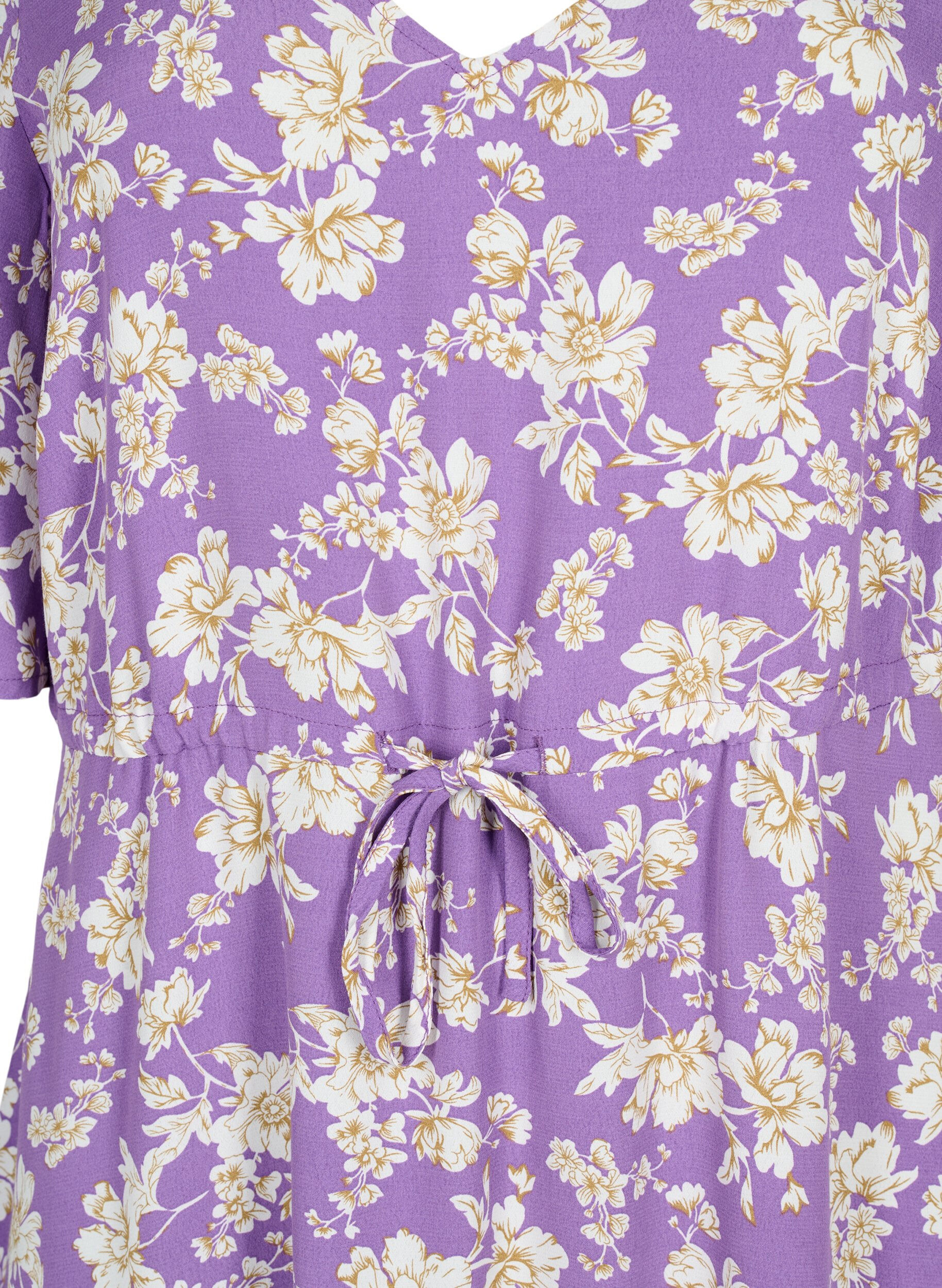 Zizzi Robe &agrave; manches 1/2 avec imprim&eacute; floral en viscose, Purple Flower AOP, Packshot image number 2
