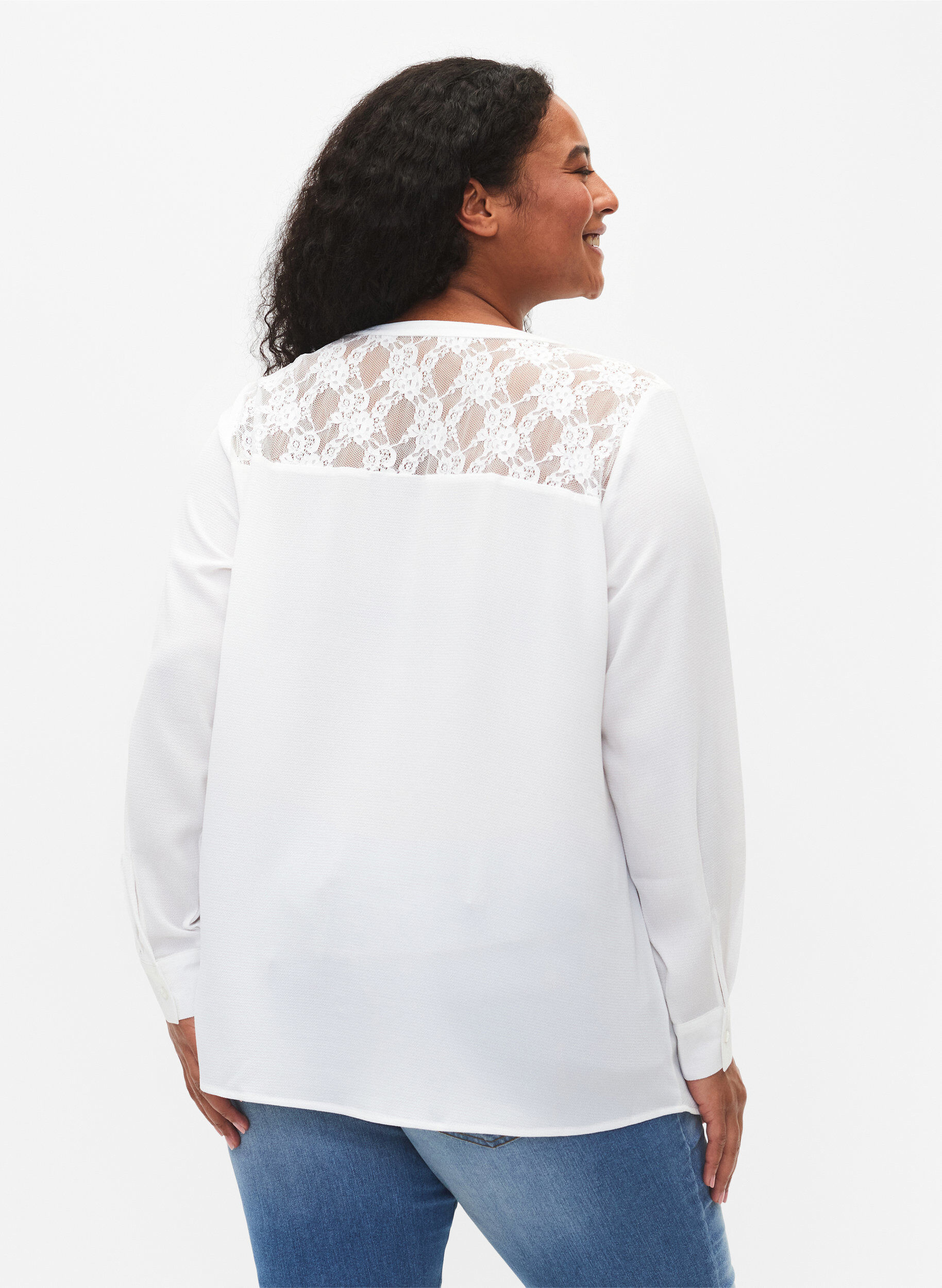 Zizzi Lang&auml;rmelige Bluse mit Spitzendetail , Bright White, Model image number 1