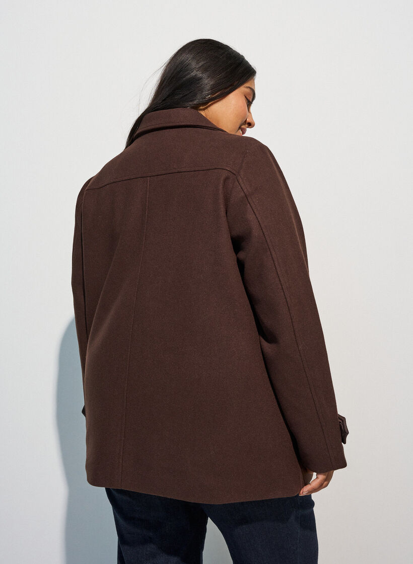 Manteau court avec fermeture &agrave; double-boutonnage, Marron, Model