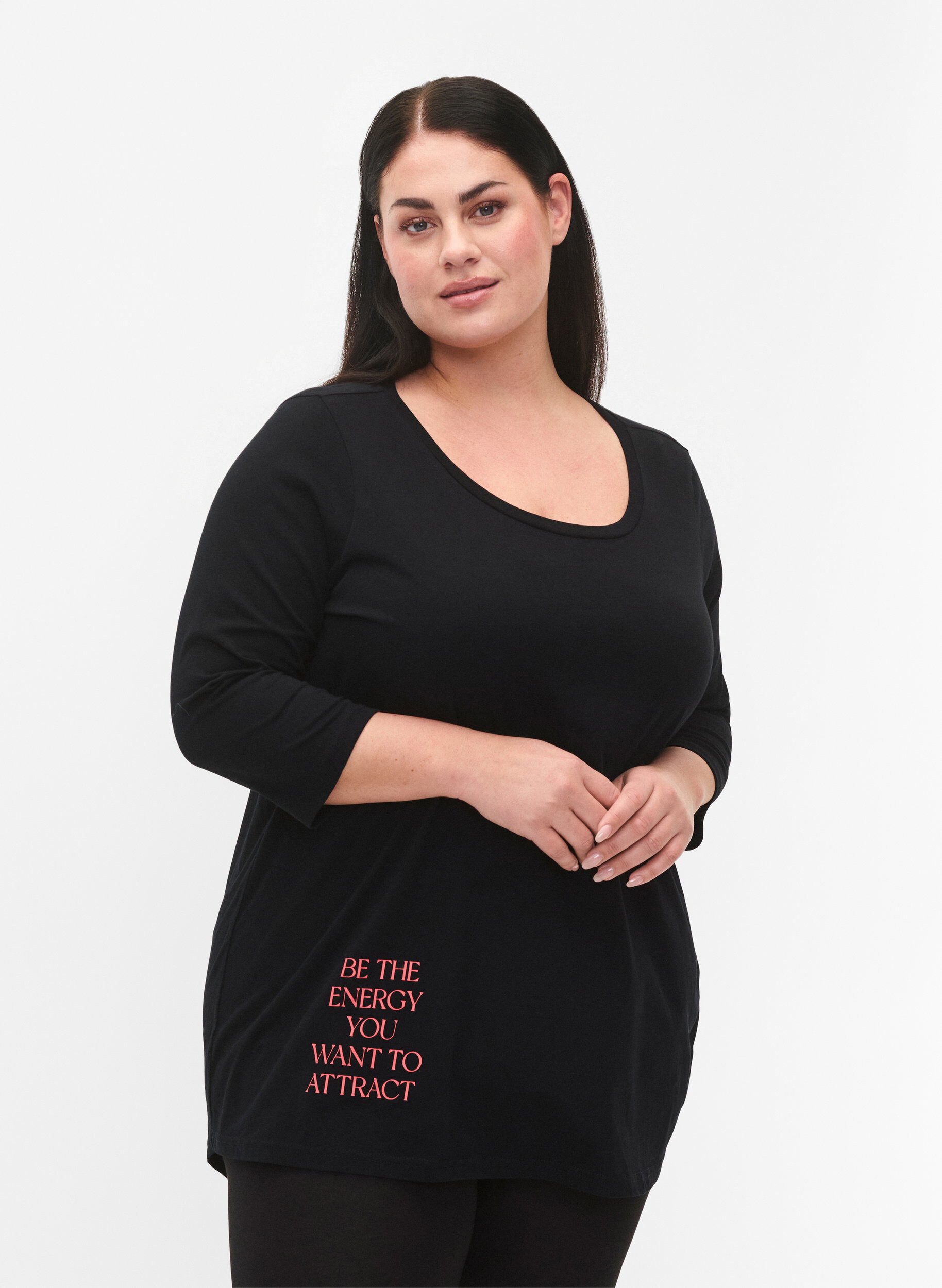 Zizzi T-shirt en coton &agrave; manches 3/4, Black, Model image number 0