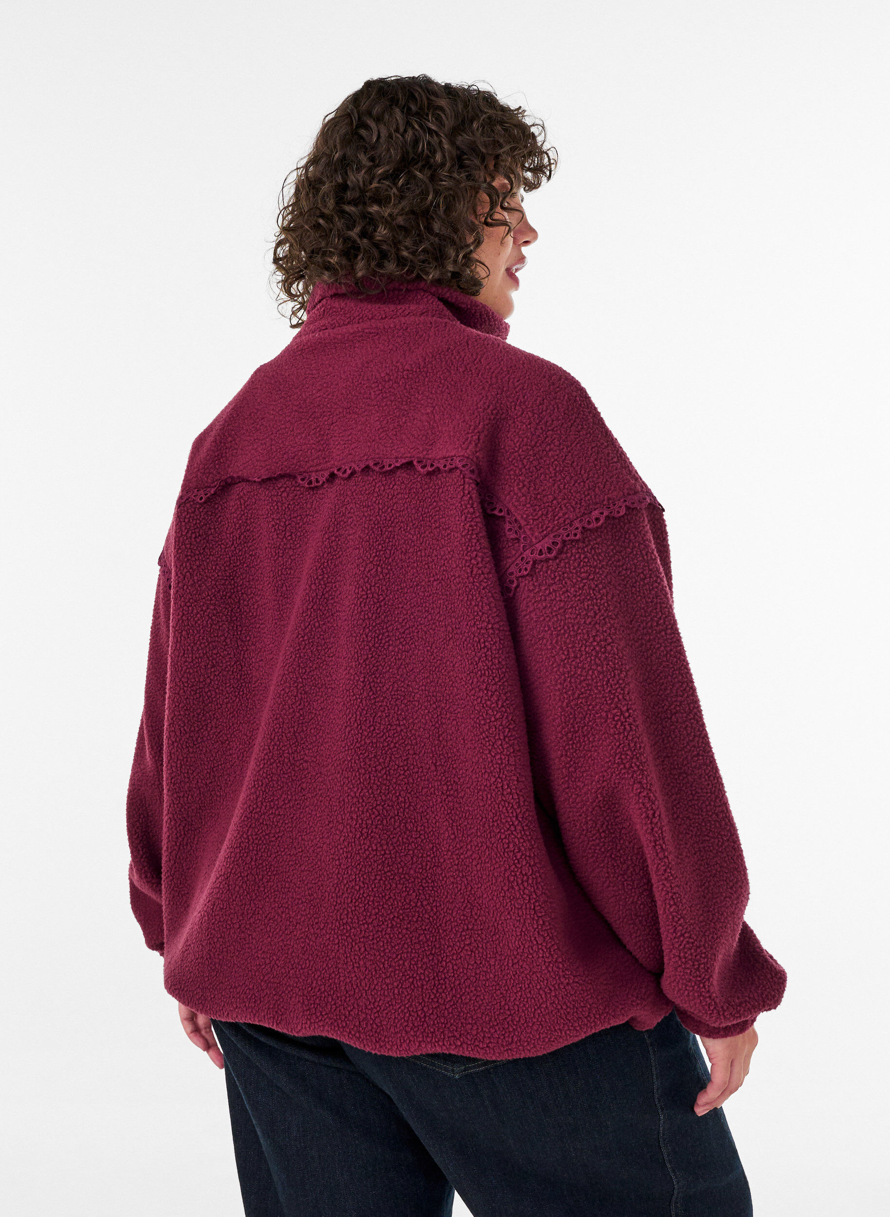 ZizziVeste teddy avec finitions en broderie anglaise et col montant, Bordeaux, Model image number 2