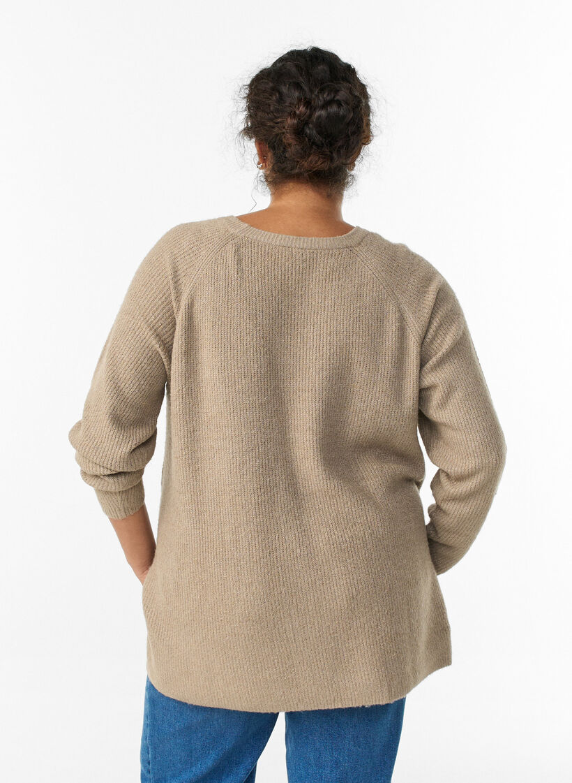 Strickpullover mit diagonalem Muster und Raglan&auml;rmeln, Beige, Model image number 2