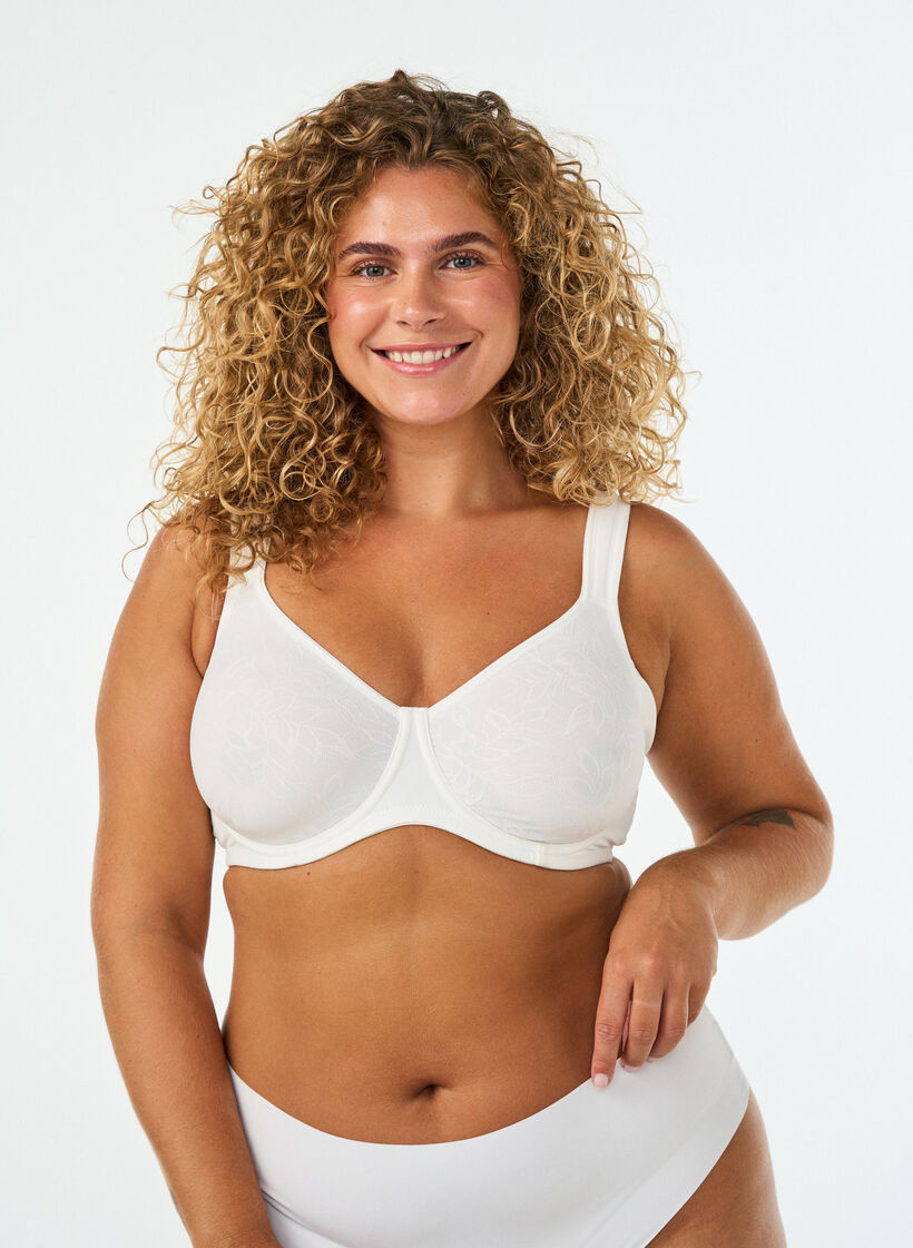 Soutien-gorge confort avec superposition en dentelle et bonnets moul&eacute;s, Blanc, Model image number 0