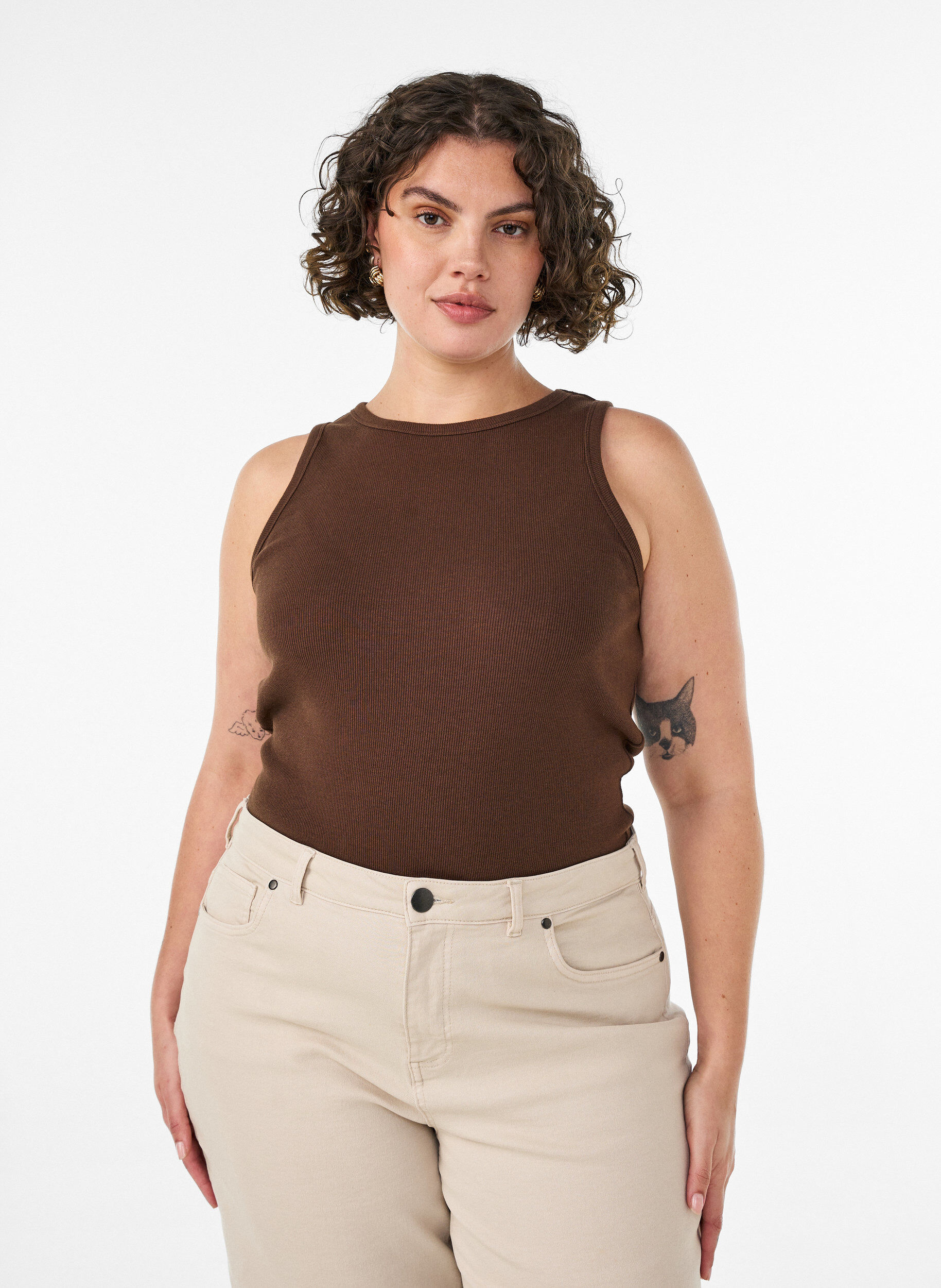 ZizziRipptop aus Baumwolle mit hohem Kragen, Braun, Model image number 0