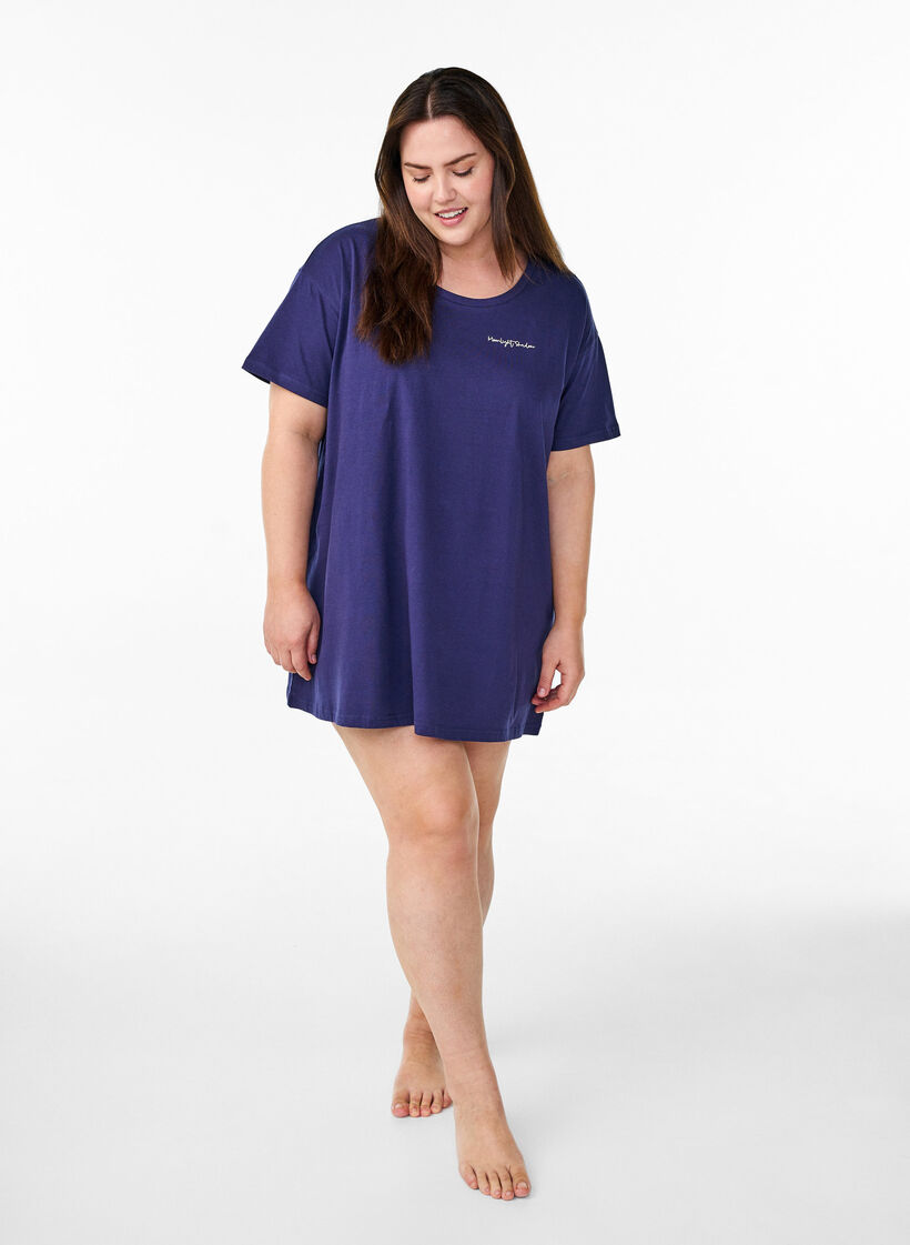T-shirt de nuit long en coton bio avec imprimé, Bleu, Model image number 1