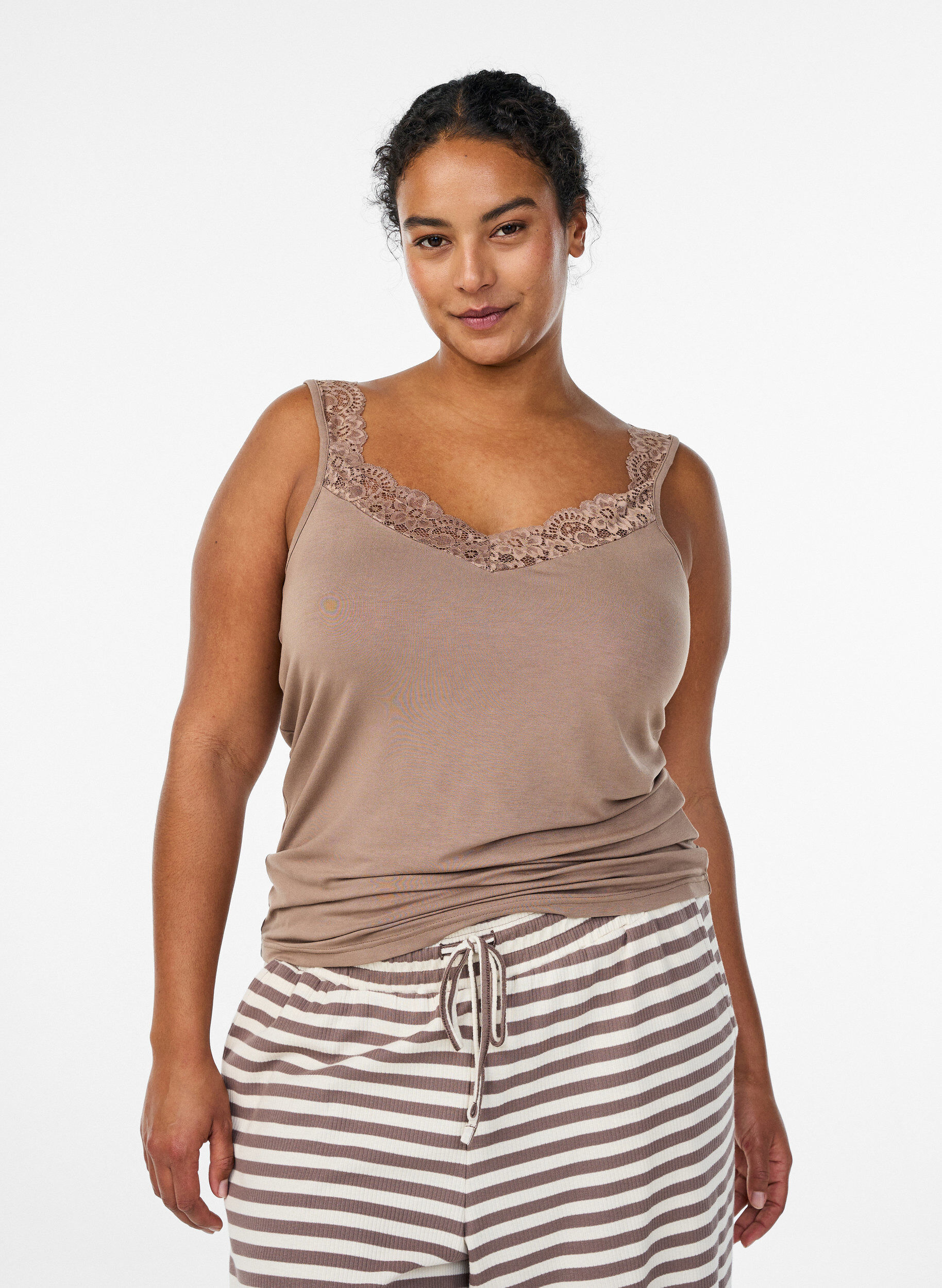 Top aus Viskose mit Spitze, Beige, Model