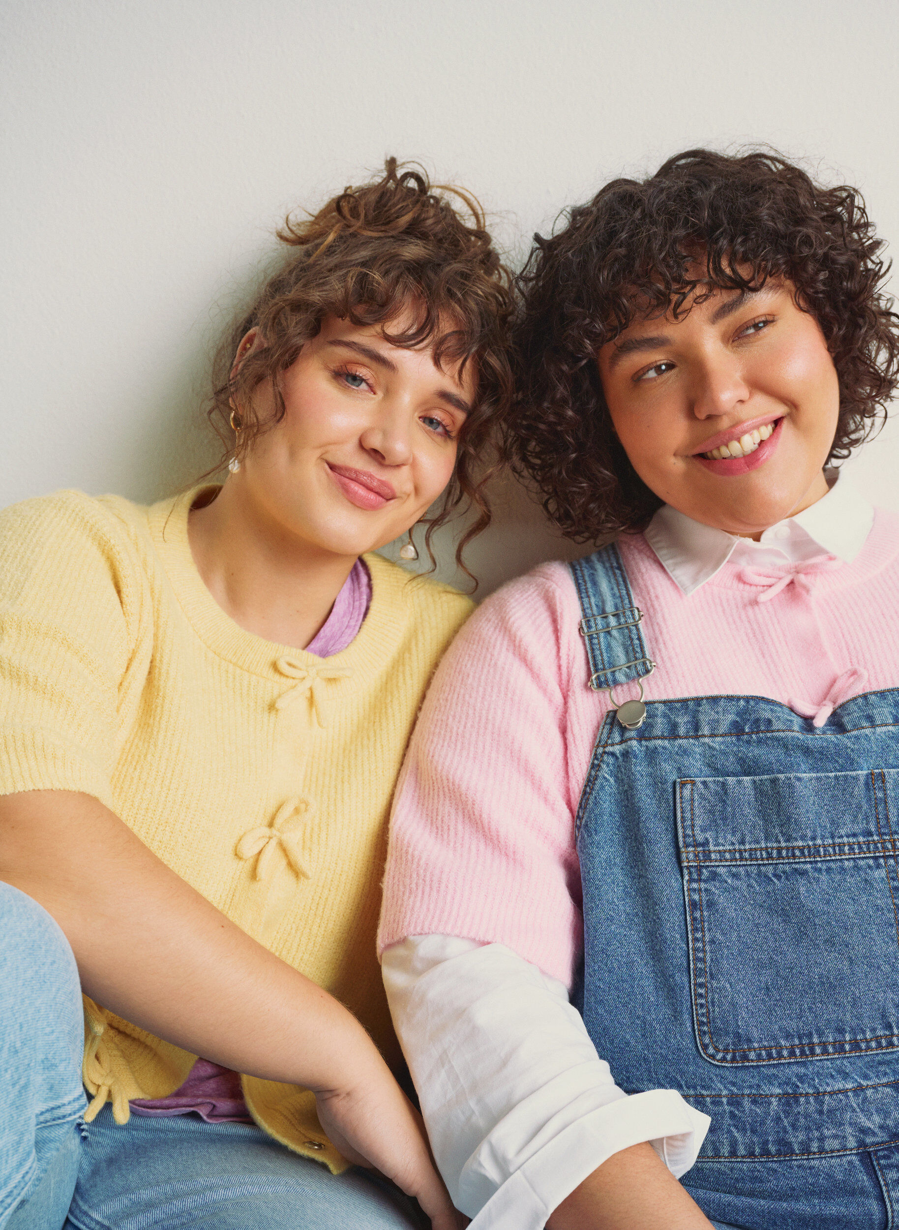 Cardigan en maille &agrave; manches courtes avec des n&oelig;uds