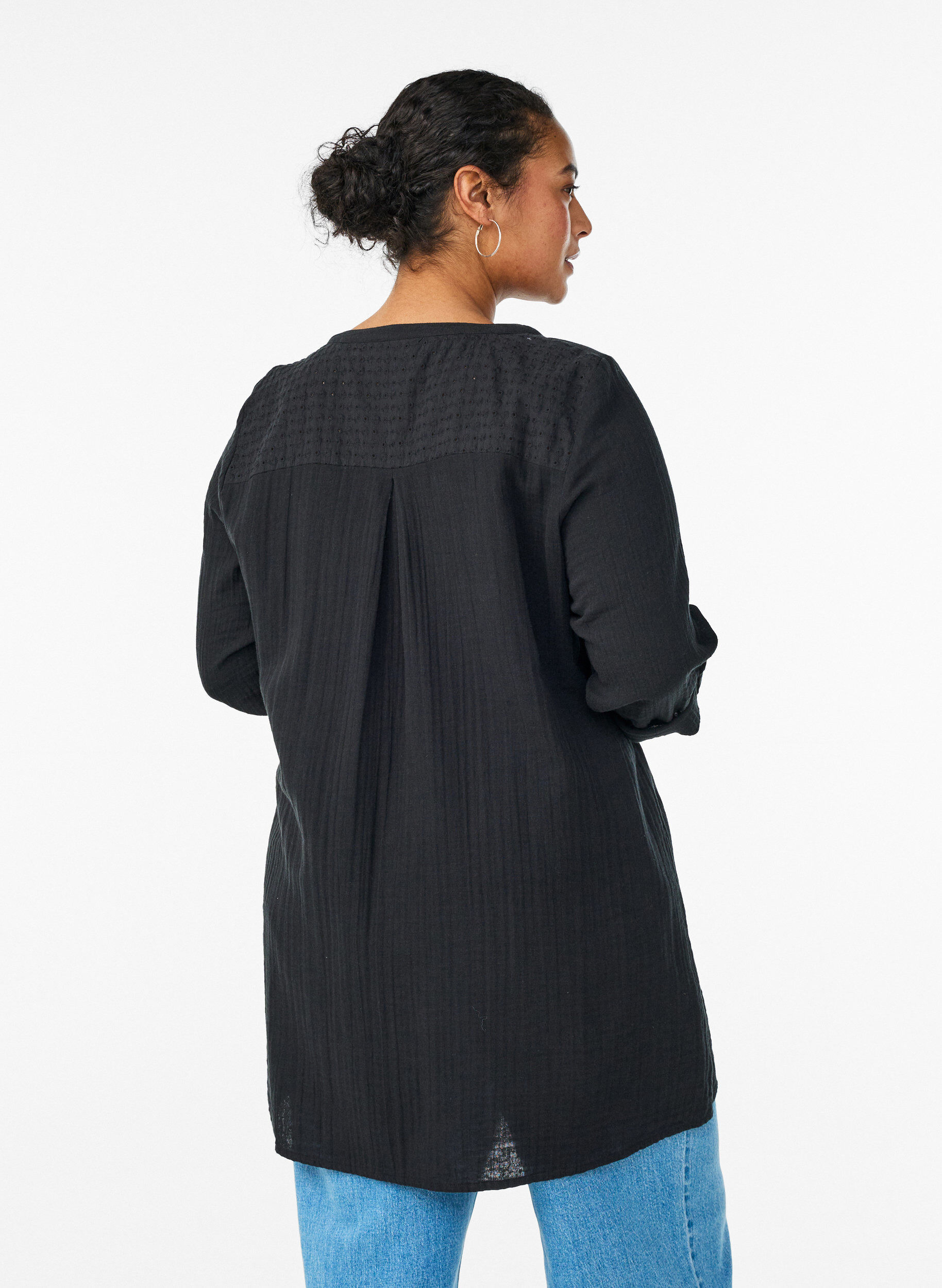 Zizzi Tunique en mousseline de coton avec broderie anglaise, Noir, Model image number 2
