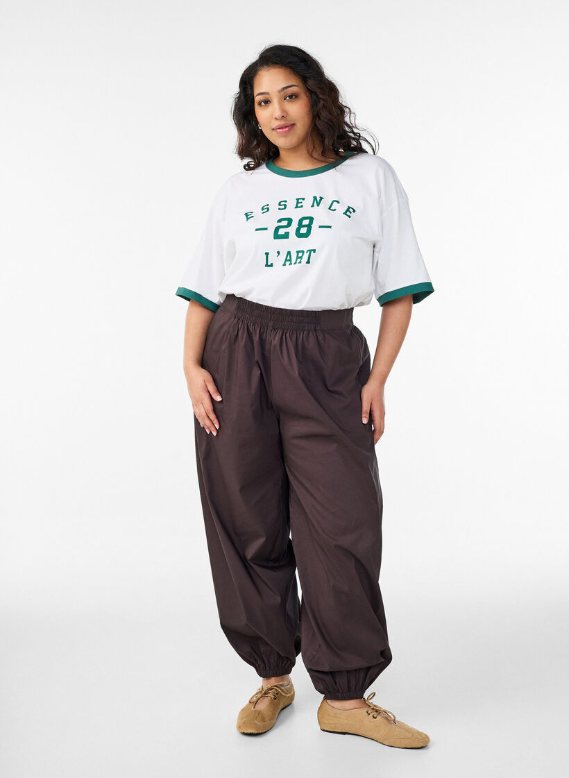 T-Shirt aus Baumwolle mit Textprint und Boxy-Fit, Wei&szlig;, Model image number 1