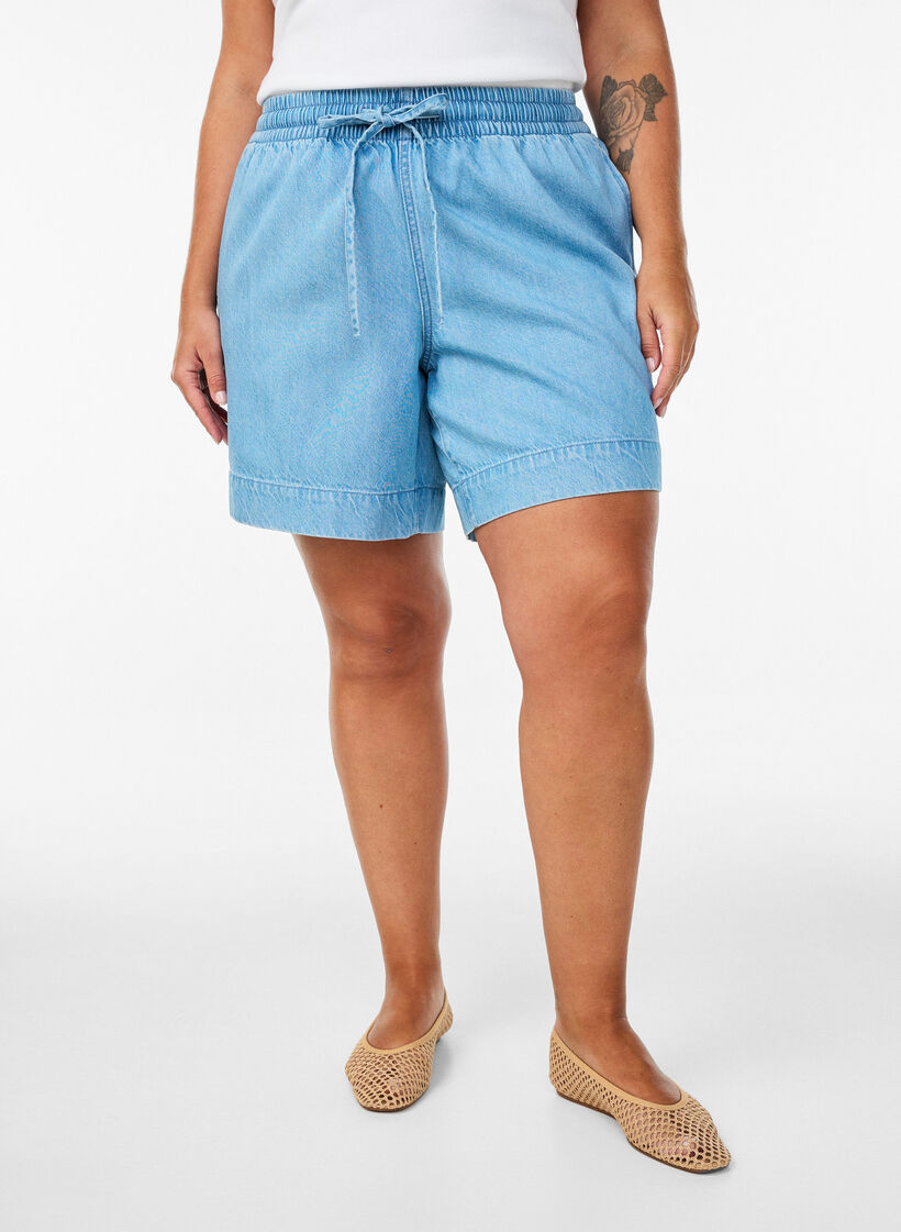 Shorts in Jeans-Optik mit elastischem Bund und Kordelzug, Blau, Model image number 3