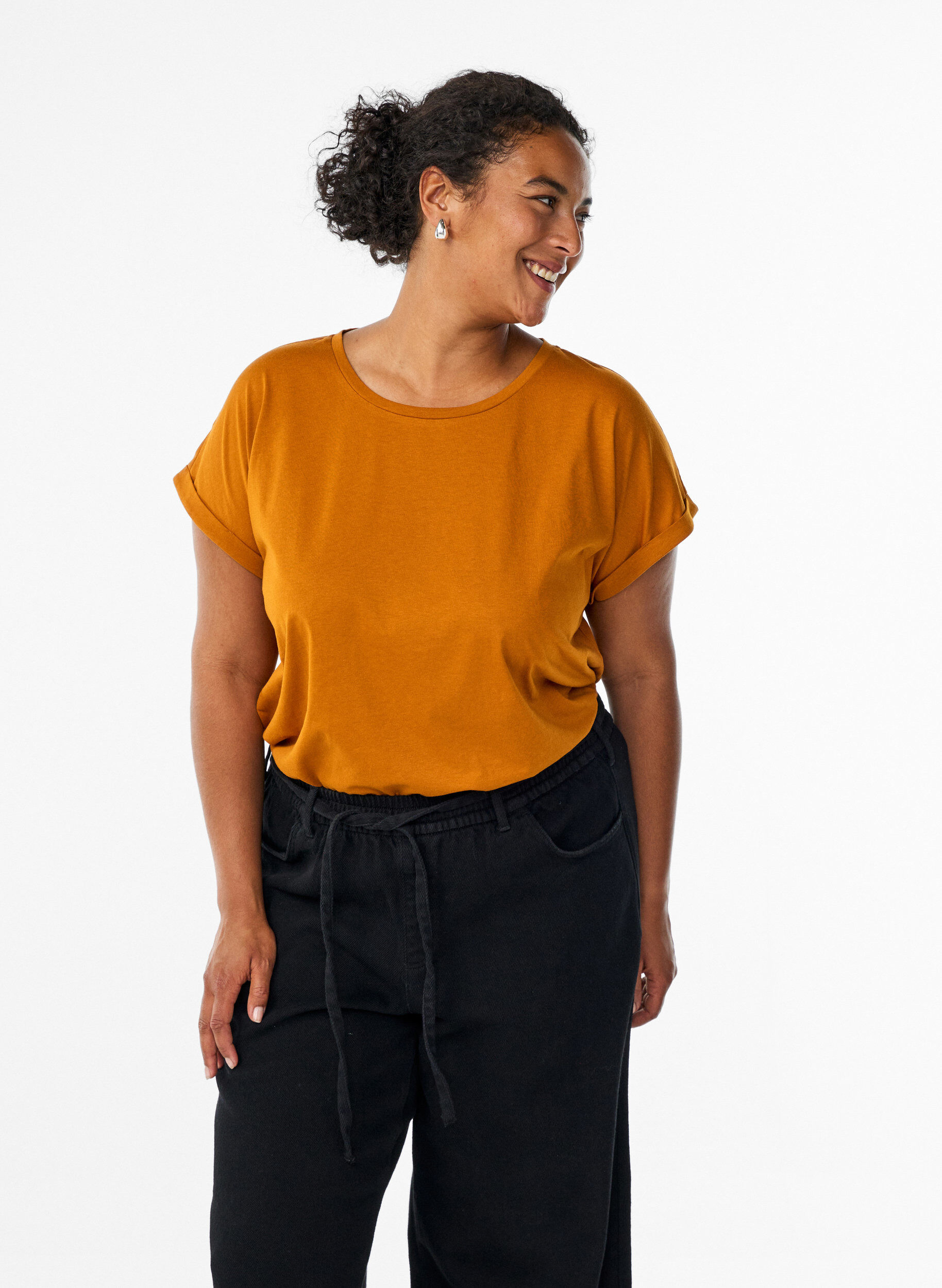 Zizzi T-Shirt aus Baumwollmischung mit kurzen &Auml;rmeln, Orange, Model image number 0