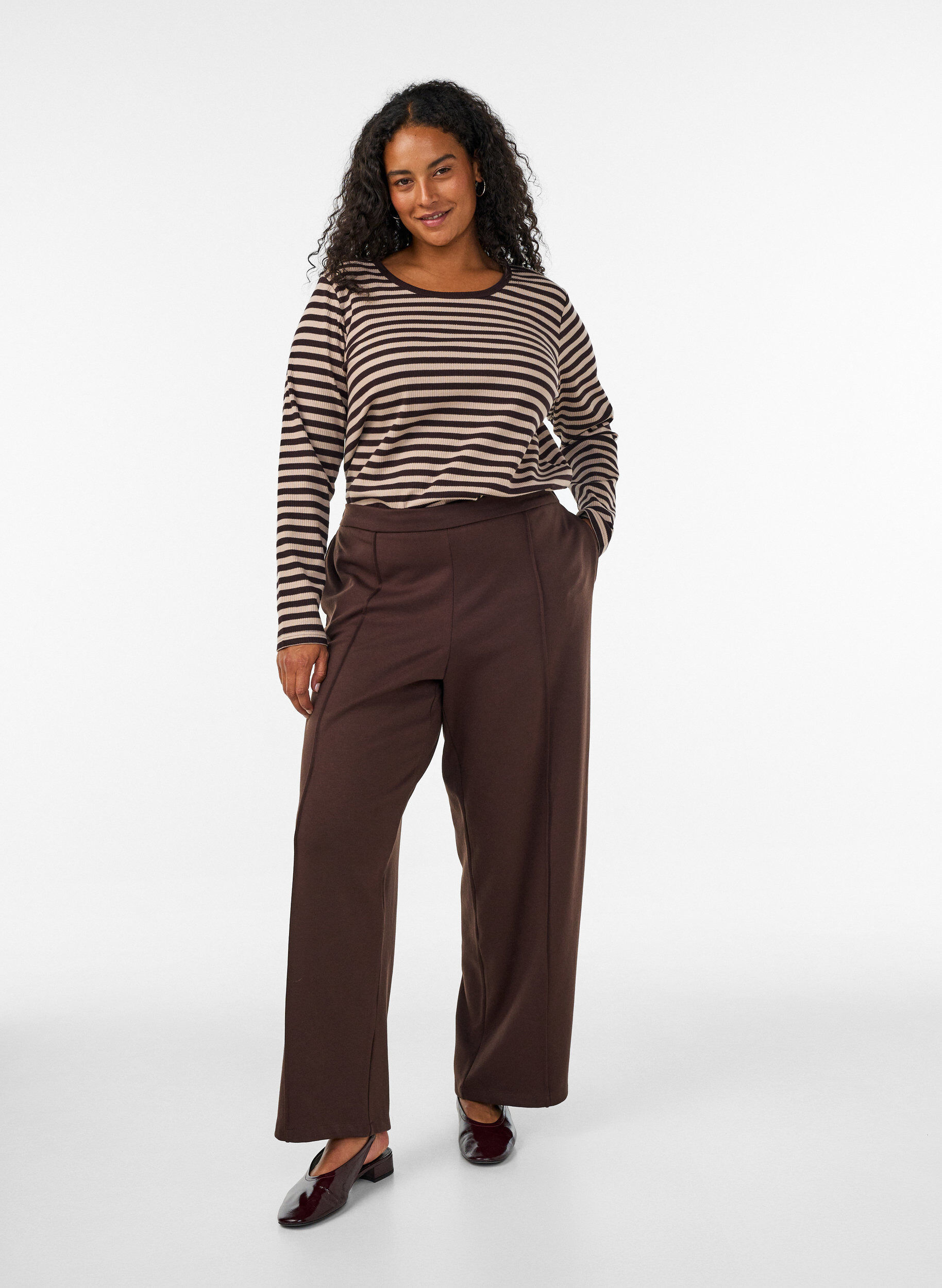 ZizziLockere Hose aus Jersey mit hoher Taille, Braun, Model image number 0