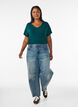 Basic T-Shirt aus Viskose mit V-Ausschnitt, Gr&uuml;n, Model image number 1