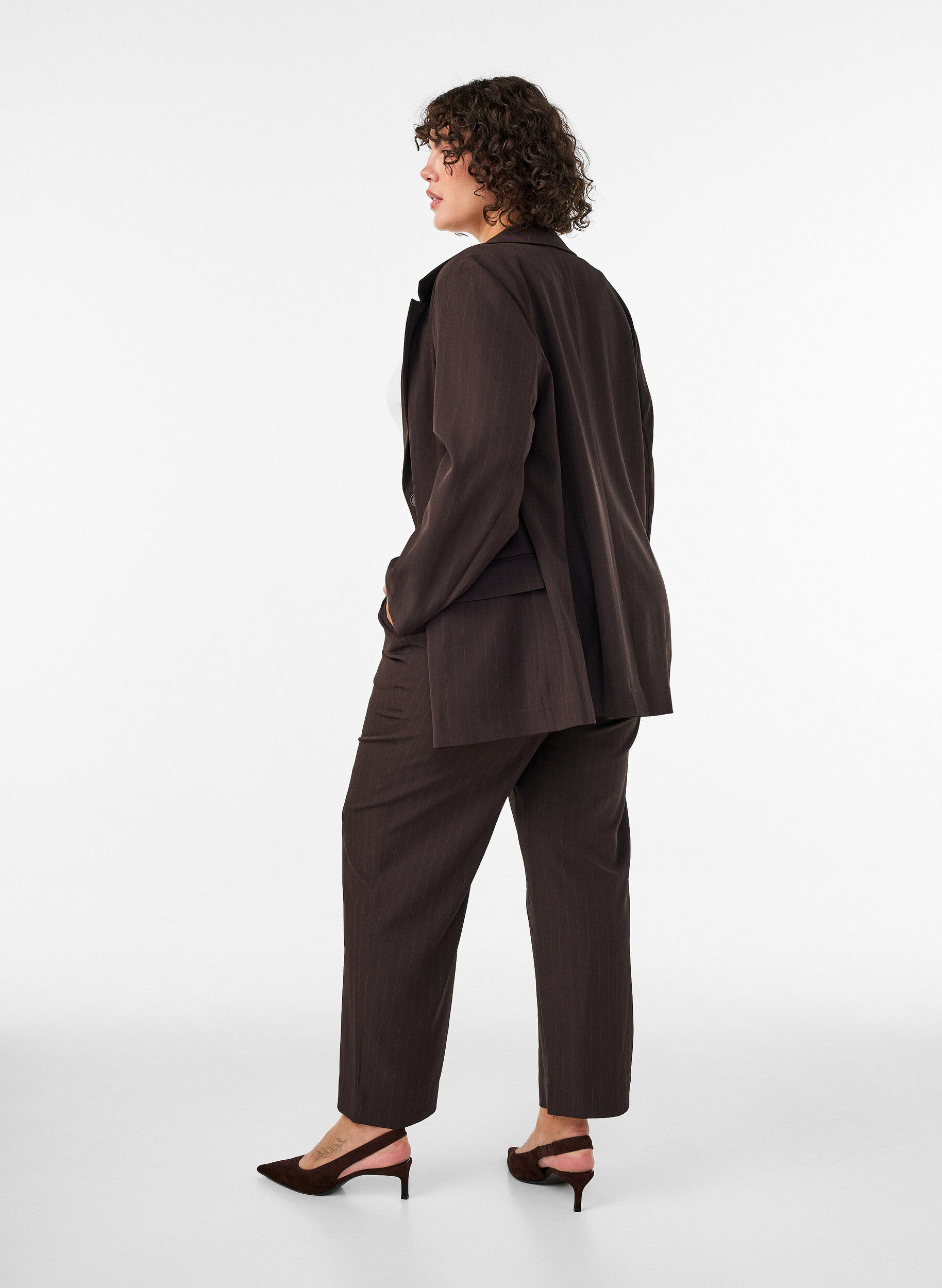 ZizziPantalon ample avec poches, Marron, Model image number 1