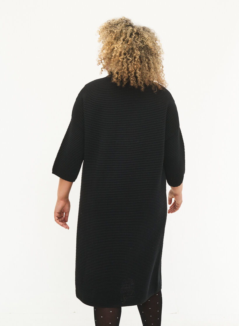 Strickkleid mit kurzen Ärmeln, Black, Model image number 1