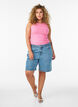 Hoch taillierte Denimshorts mit bestickten Motiven, Blau, Model image number 1