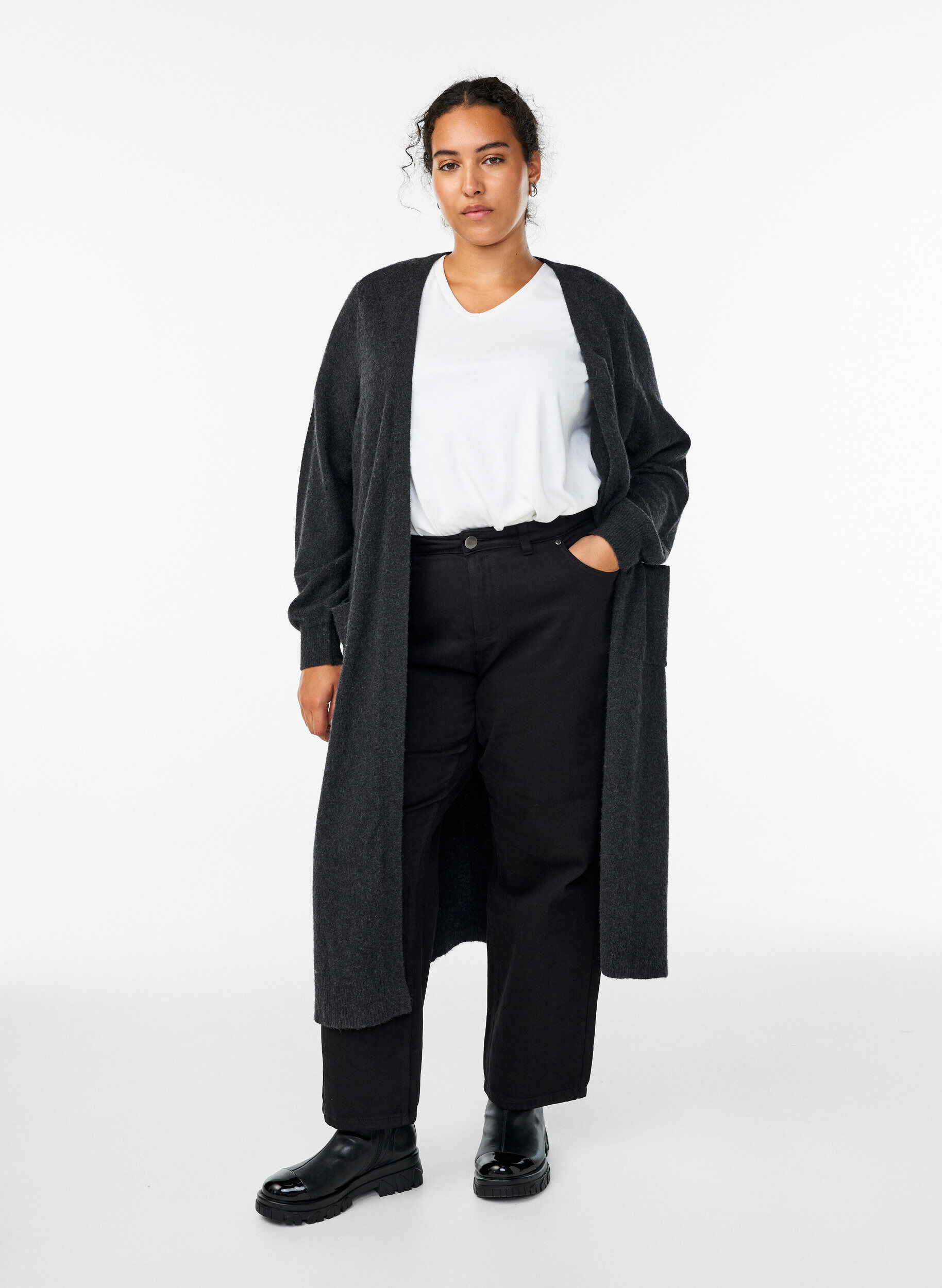 Cardigan long en maille avec poches, Gris anthracite, Model