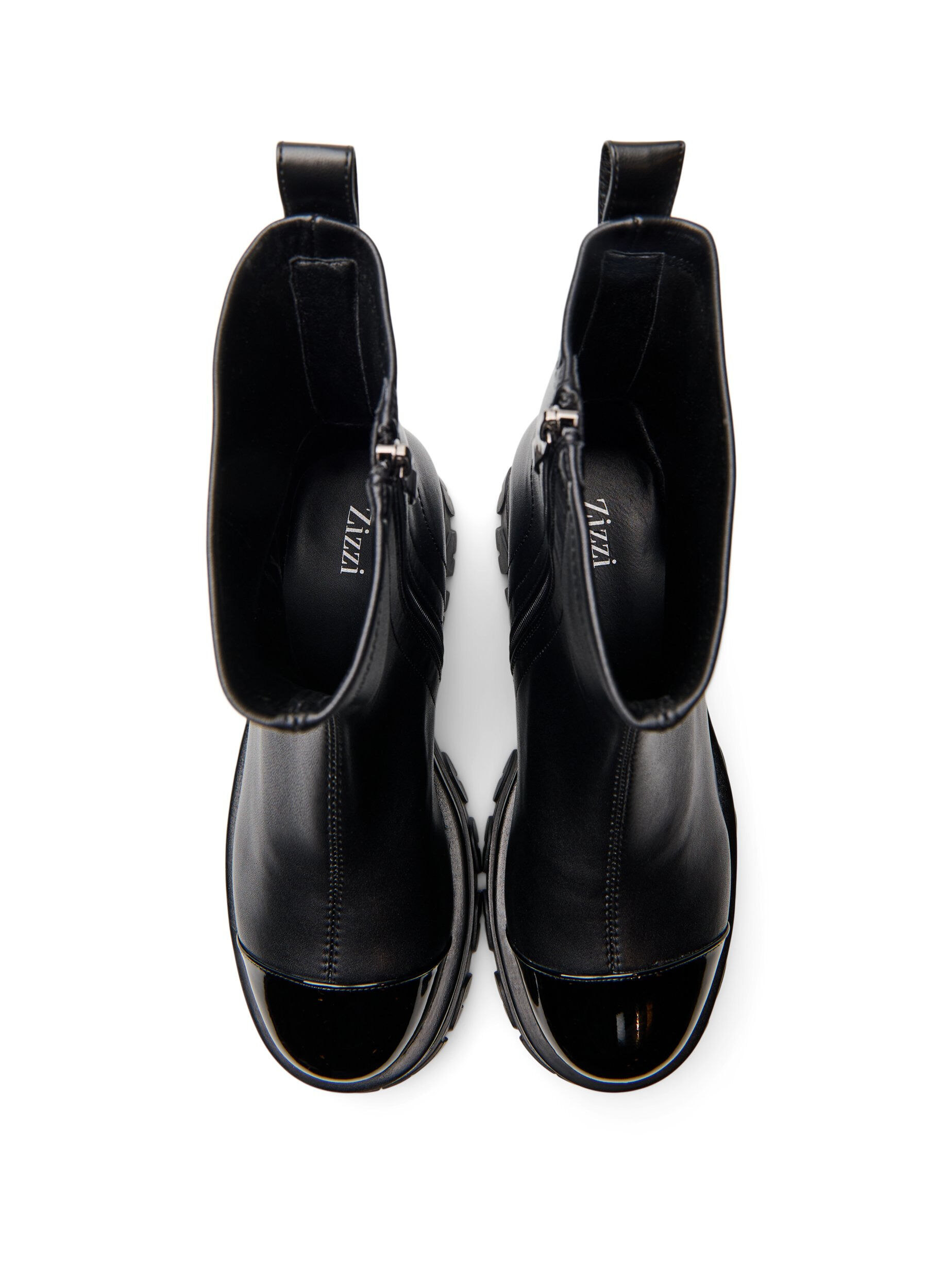 Zizzi Extra-Weite - Kn&ouml;chenstiefel mit Lackdetails, Schwarz, Packshot image number 2