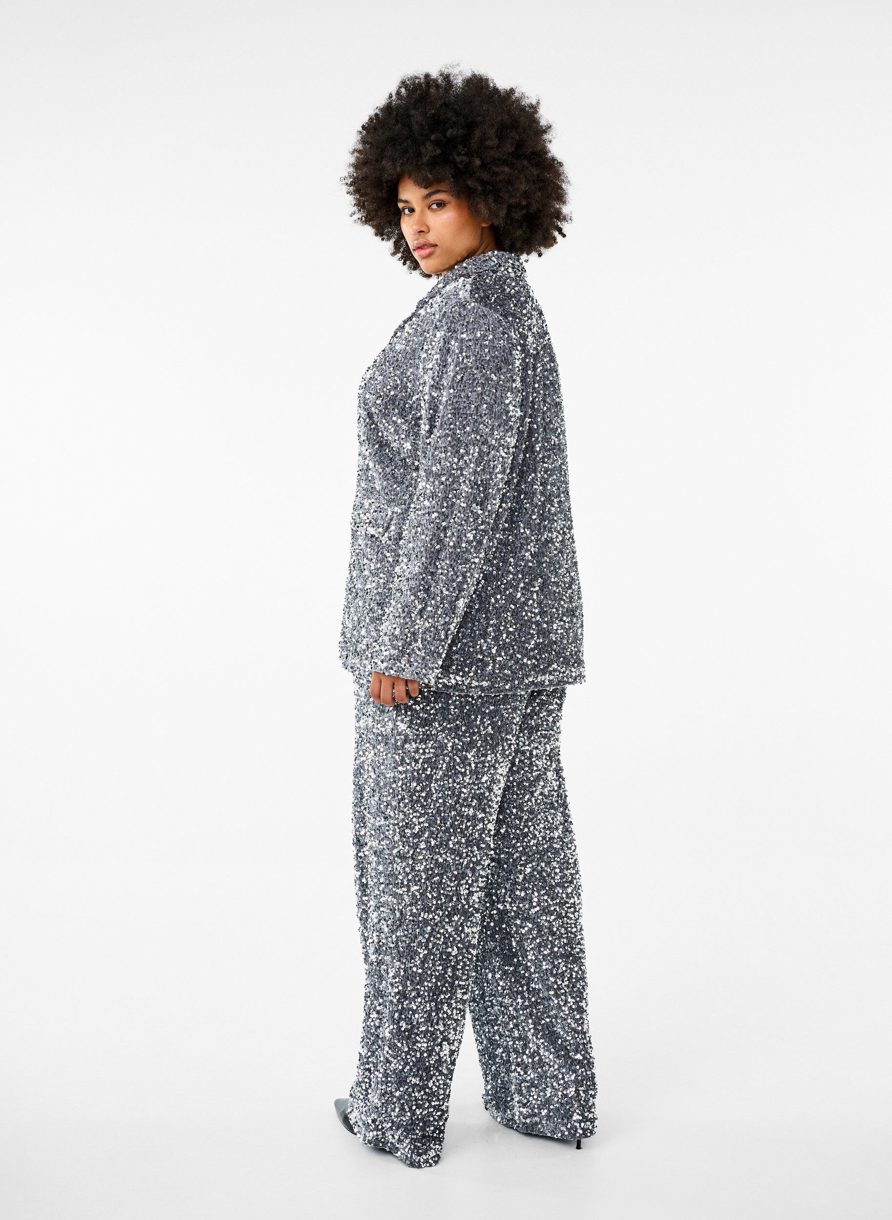 Zizzi Lockere Paillettenhose mit hohem Taillensitz, Silver, Model image number 1