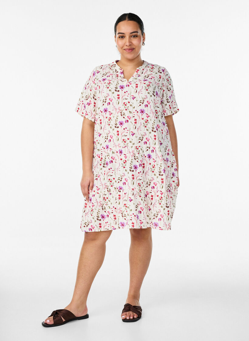 Robe courte &eacute;vas&eacute;e en mousseline de coton, Beige, Model image number 1