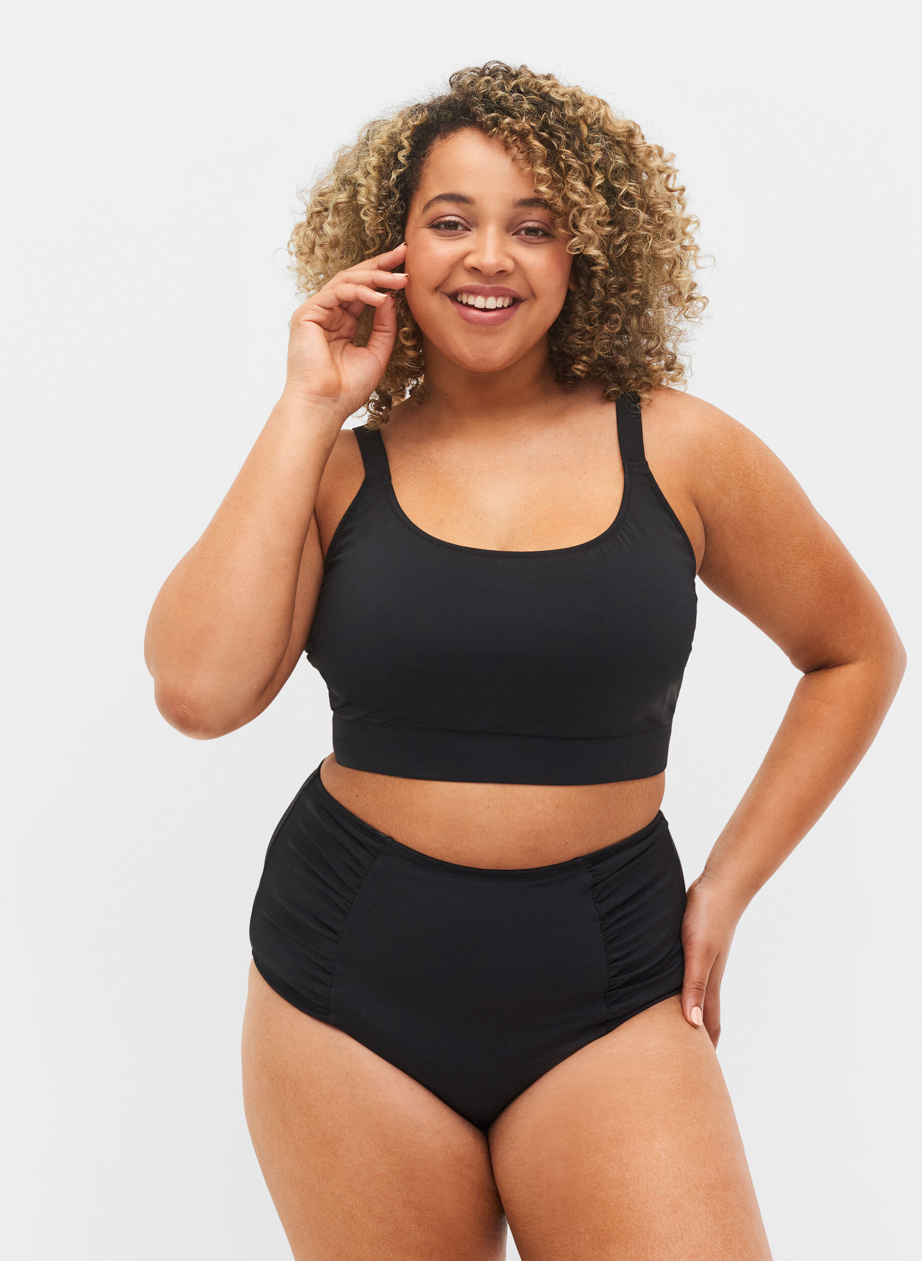 Zizzi Bas de bikini taille haute avec drapage, Black, Model image number 0