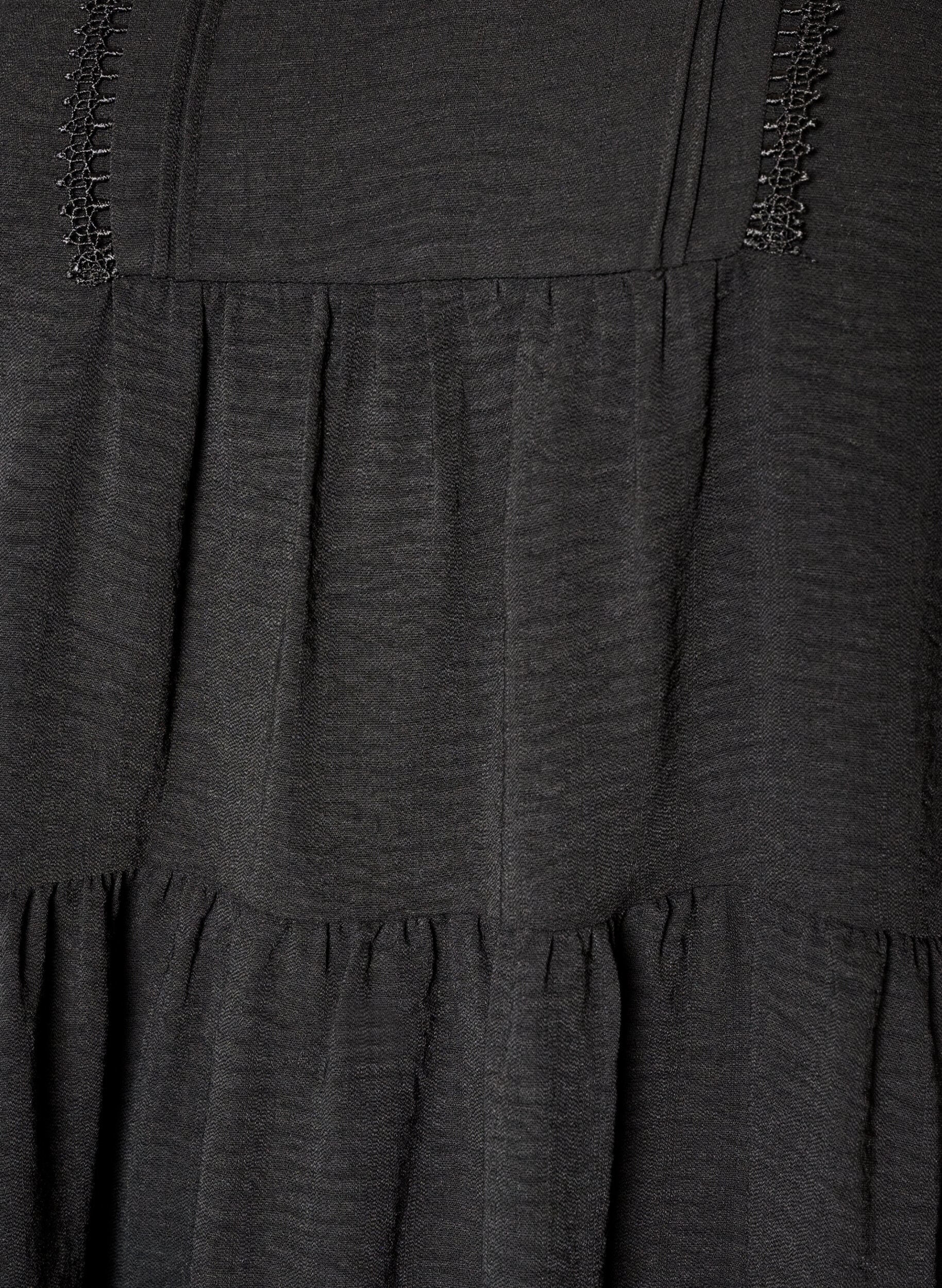 ZizziRobe coupe &eacute;vas&eacute;e avec une taille empire, Noir, Packshot image number 2