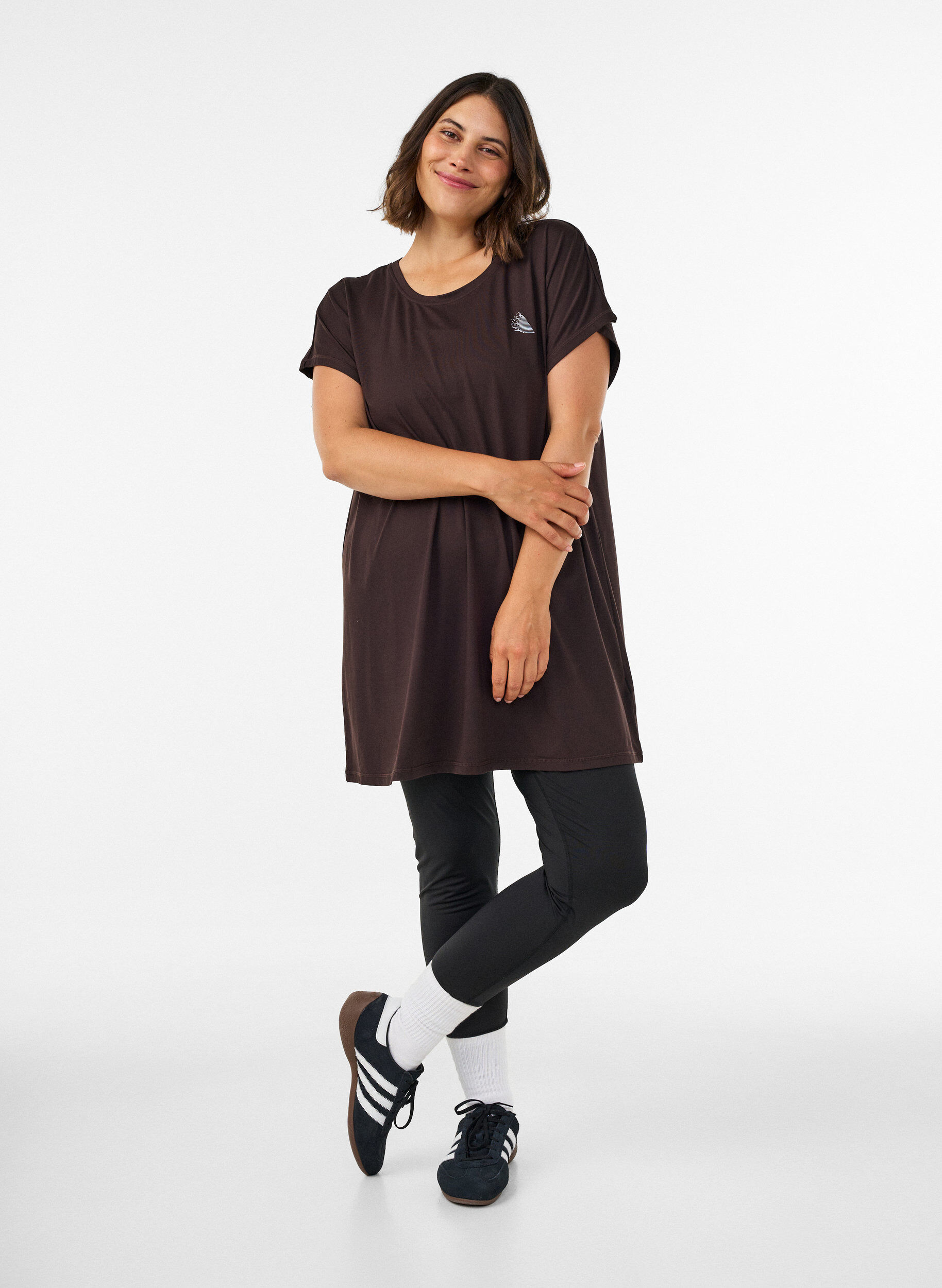 ZizziT-shirt d'entra&icirc;nement long, Marron, Model image number 1