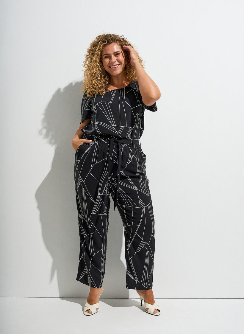 Kurz&auml;rmelige Bluse aus Viskose mit Print, Schwarz, Image image number 0