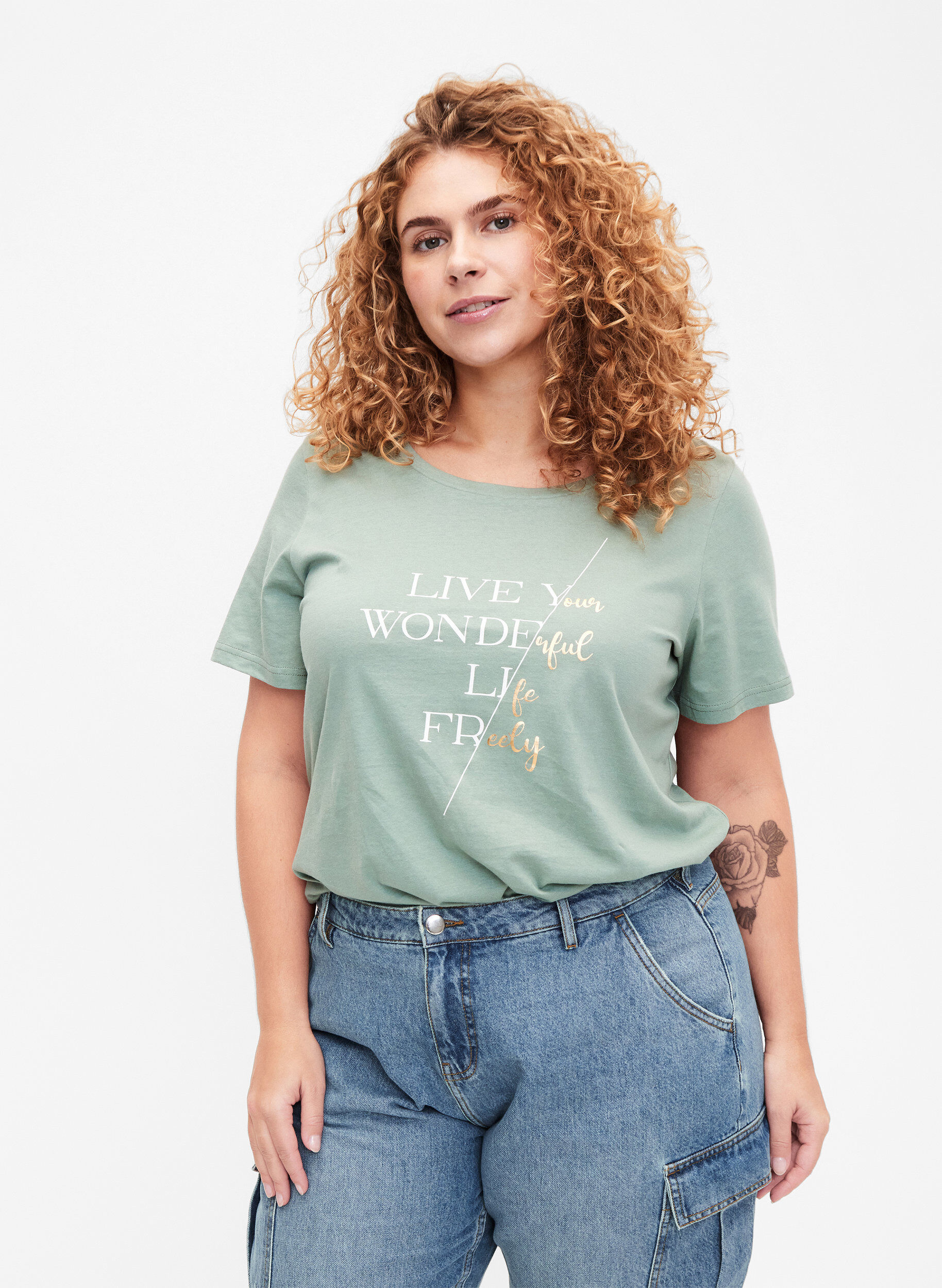 Zizzi T-shirt en coton &agrave; manches courtes avec bord &eacute;lastique, Chinois G. W. Live, Model image number 0